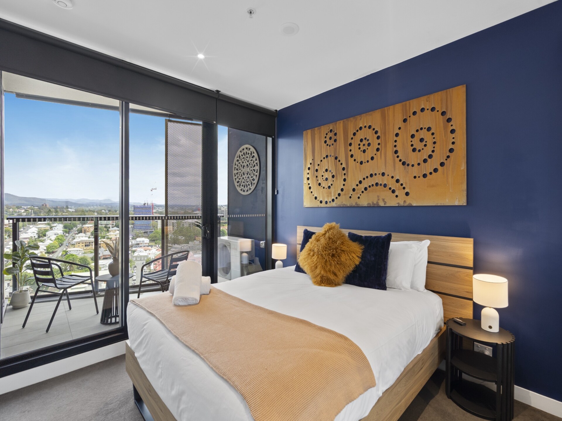 Licht appartement met balkon in bruisend Fortitude Valley, vlakbij openbaar vervoer - foto 11
