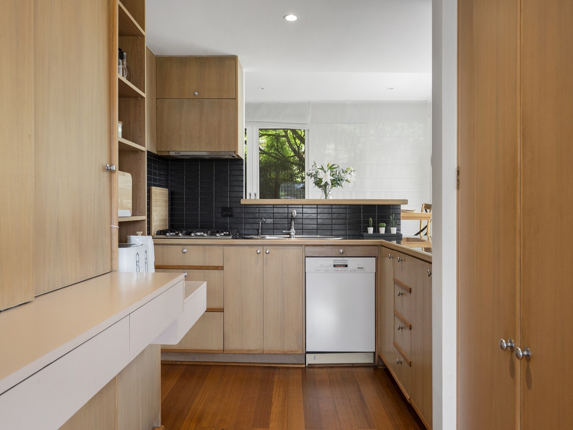 Ruim appartement in Mount Martha met 3 slaapkamers en tuin - foto 10