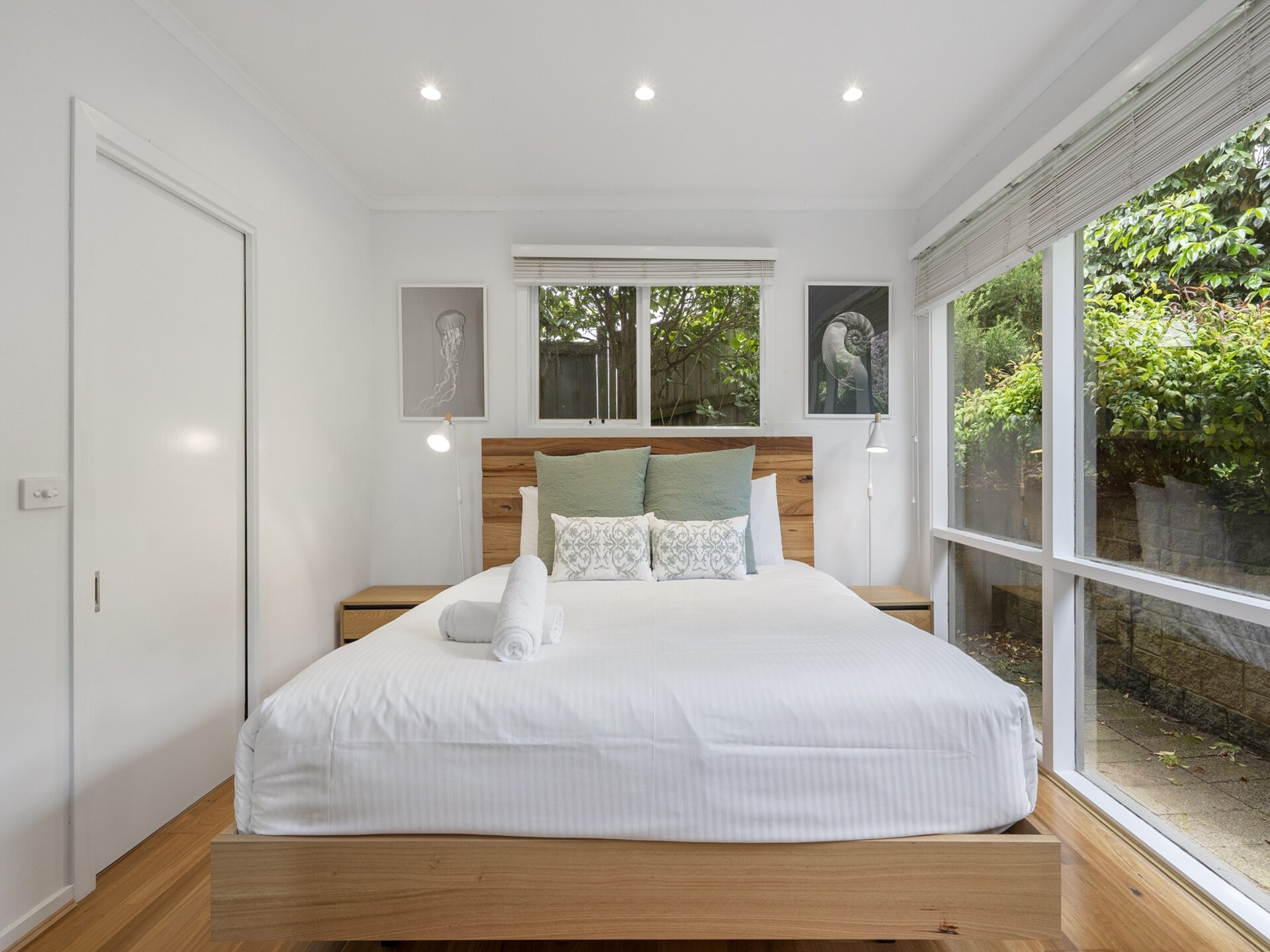 Ruim appartement in Mount Martha met 3 slaapkamers en tuin - foto 12