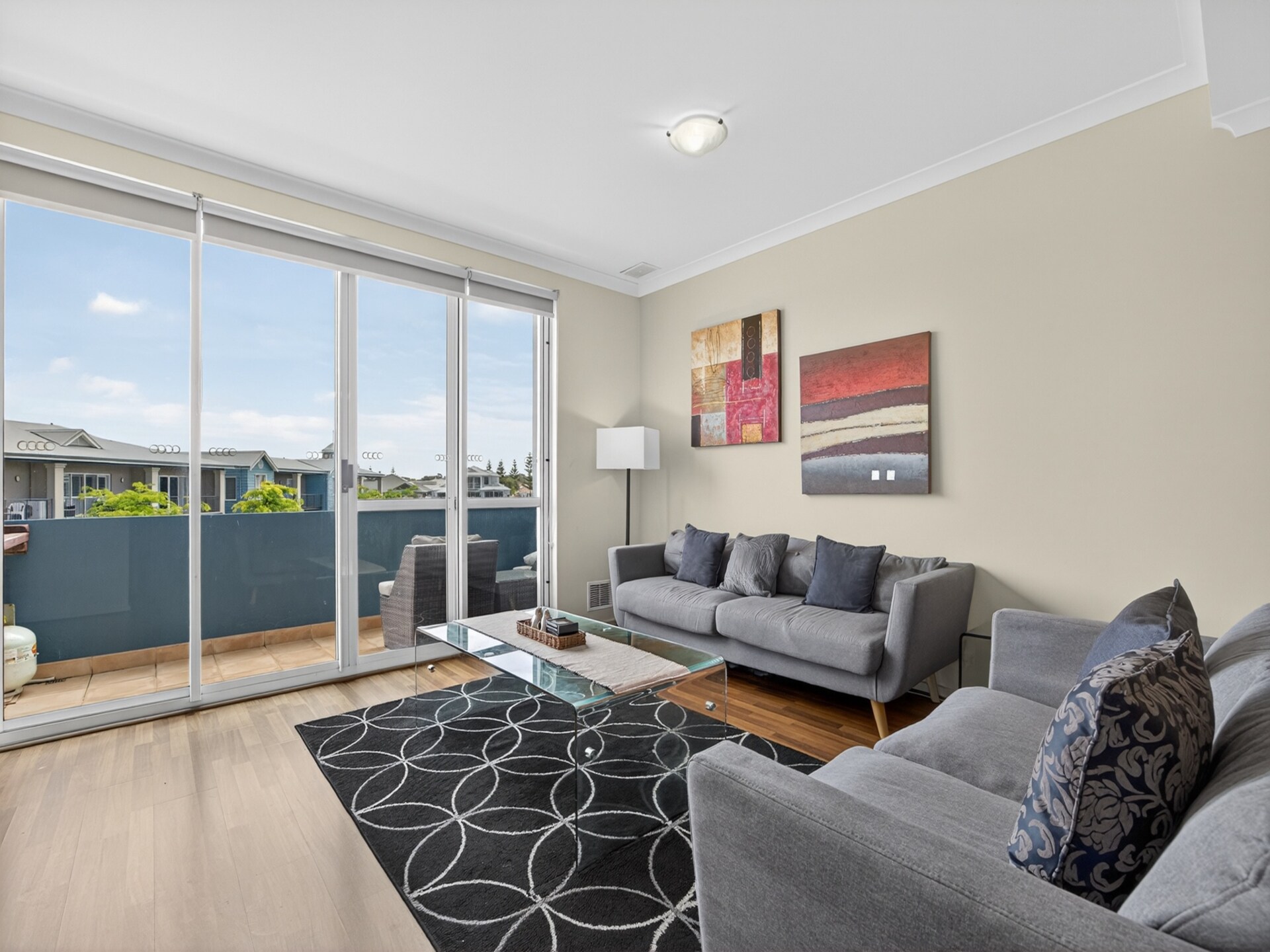 Kanaalzicht Appartement in Halls Head – Ruim, Zwembad & Nabij Cafés - foto 2