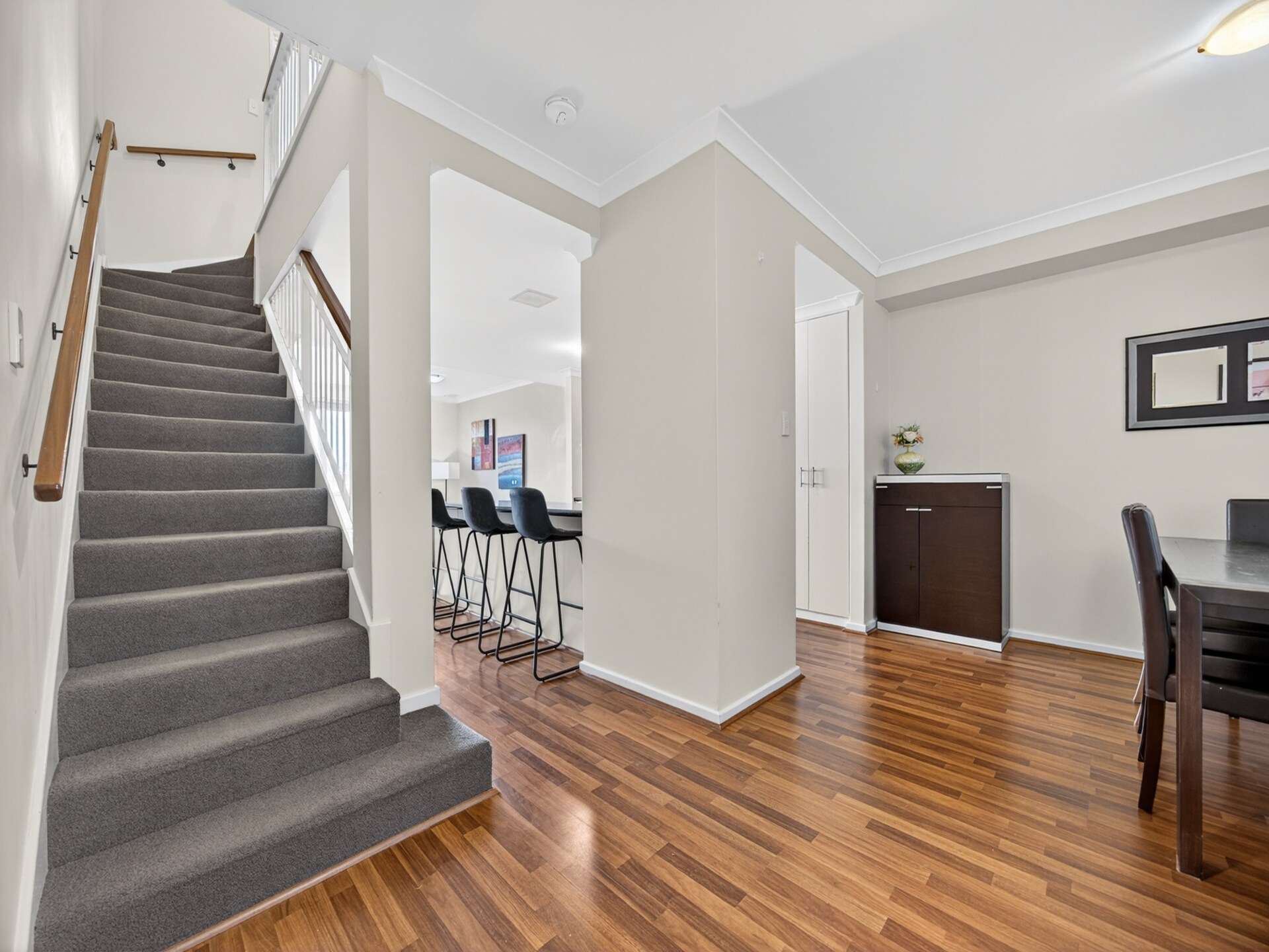 Kanaalzicht Appartement in Halls Head – Ruim, Zwembad & Nabij Cafés - foto 6
