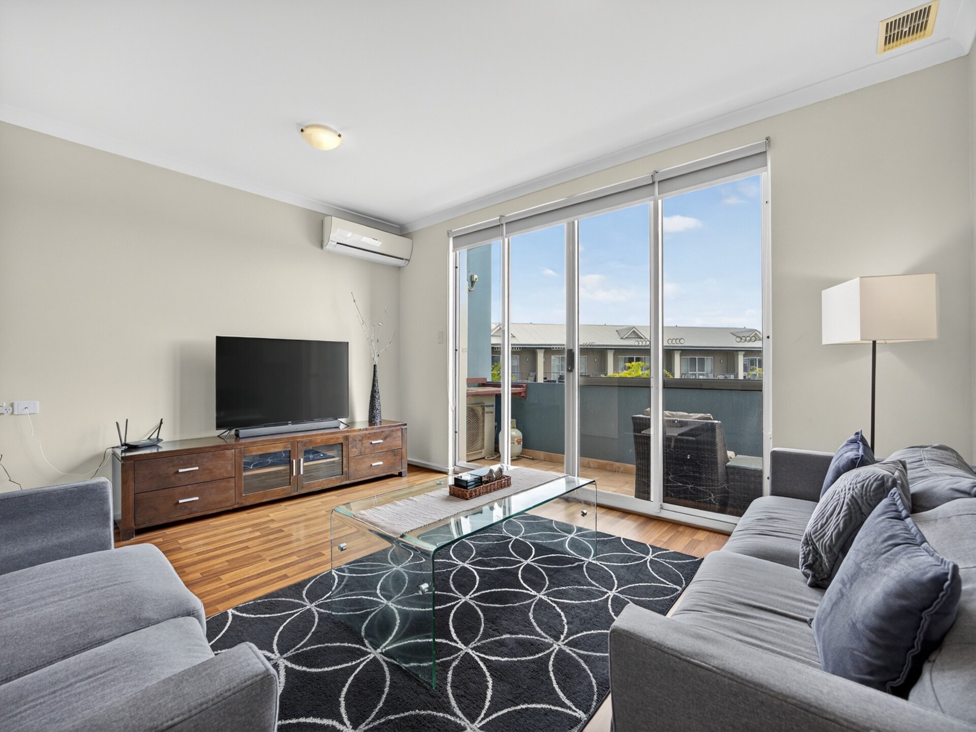 Kanaalzicht Appartement in Halls Head – Ruim, Zwembad & Nabij Cafés - foto 10