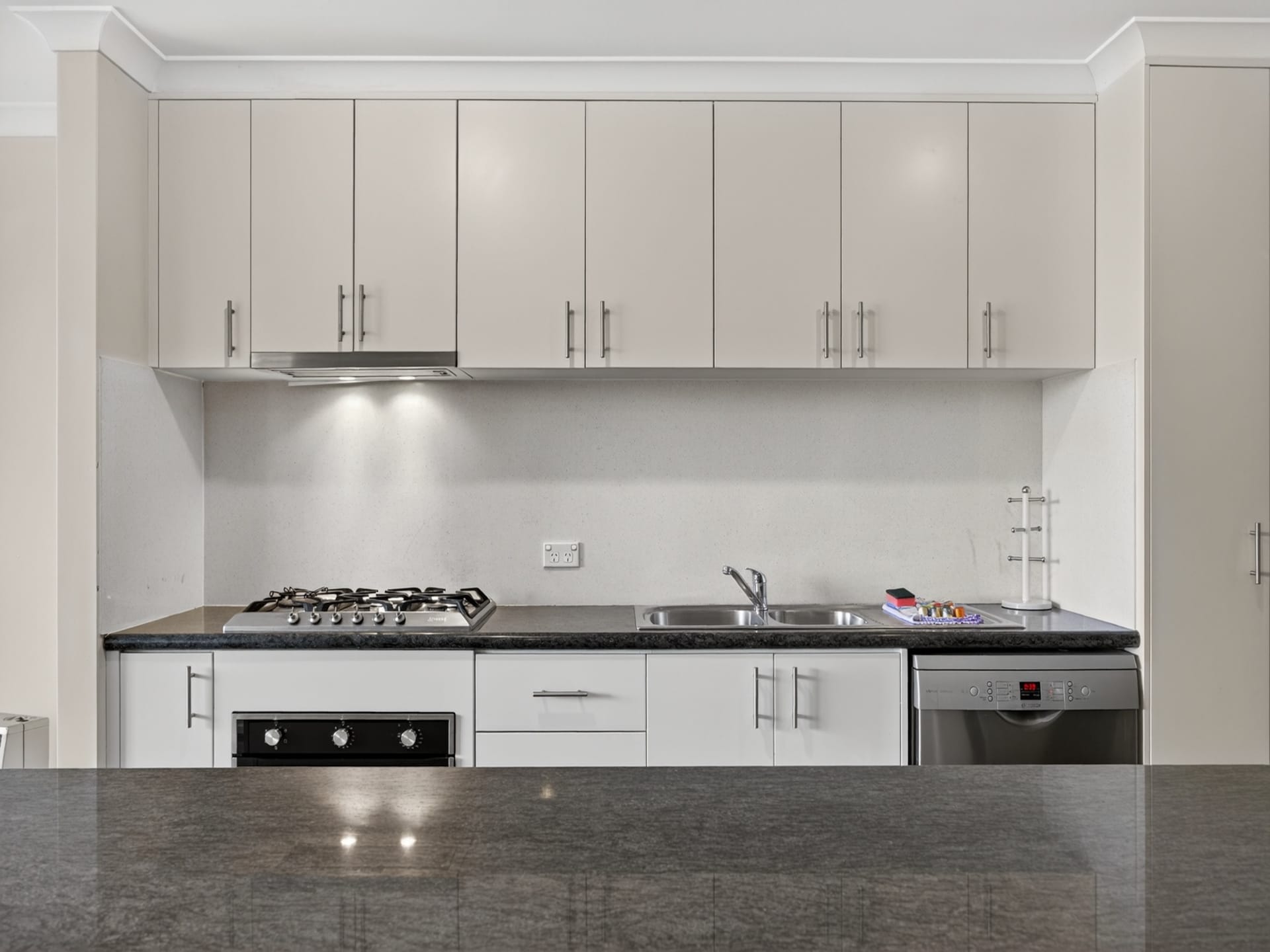 Kanaalzicht Appartement in Halls Head – Ruim, Zwembad & Nabij Cafés - foto 17