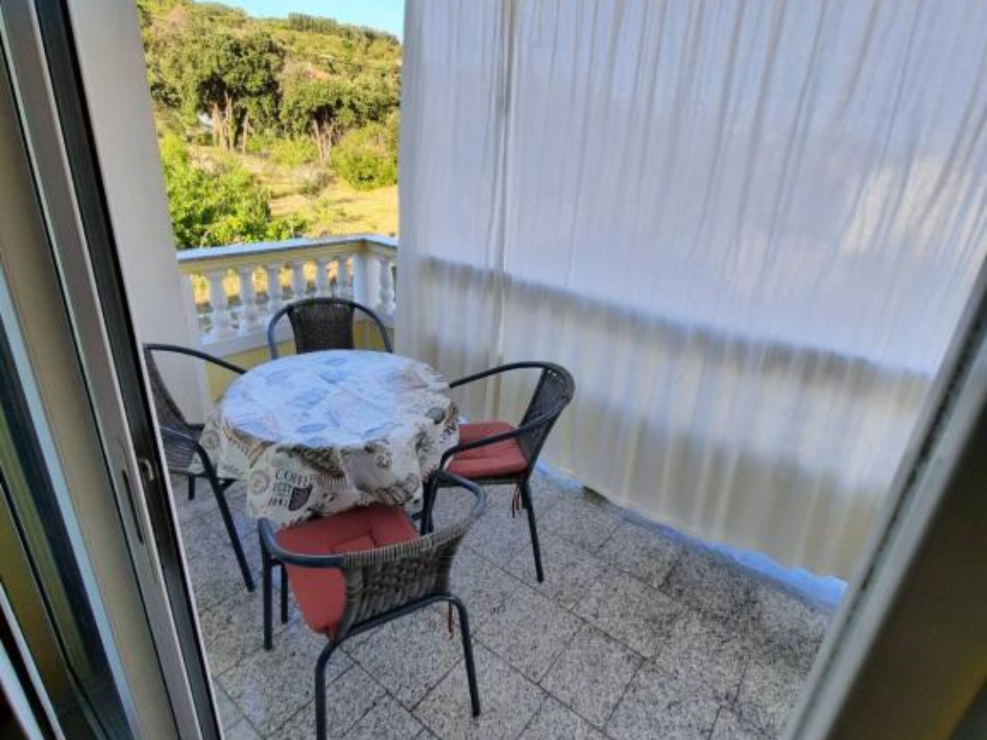Op 700 m van het strand: ruim appartement in Kampor voor 5 personen - foto 10
