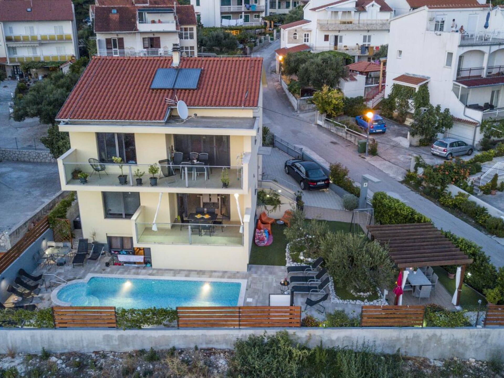 Appartement Roza: Zeezicht-balkon op 200m van het strand in Šibenik - foto 18