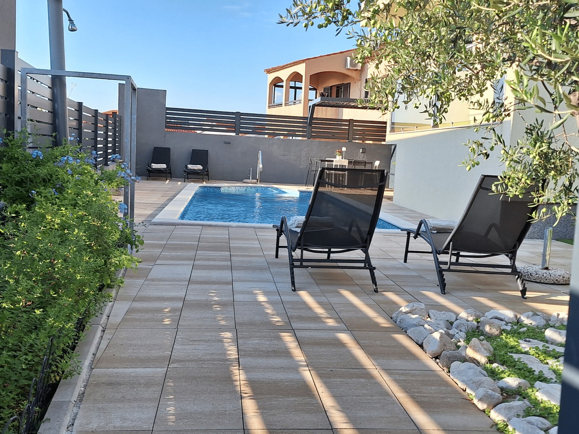 Appartement Roza: Zeezicht-balkon op 200m van het strand in Šibenik - foto 30