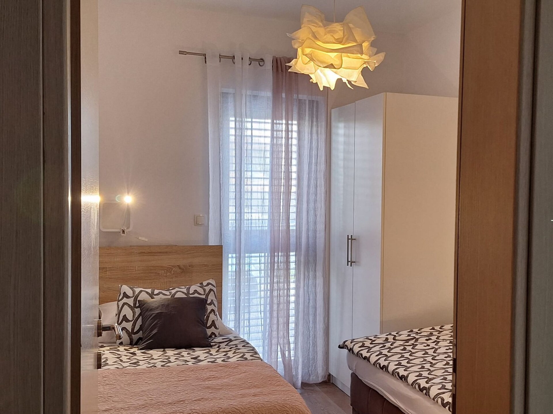 Appartement Roza: Zeezicht-balkon op 200m van het strand in Šibenik - foto 11