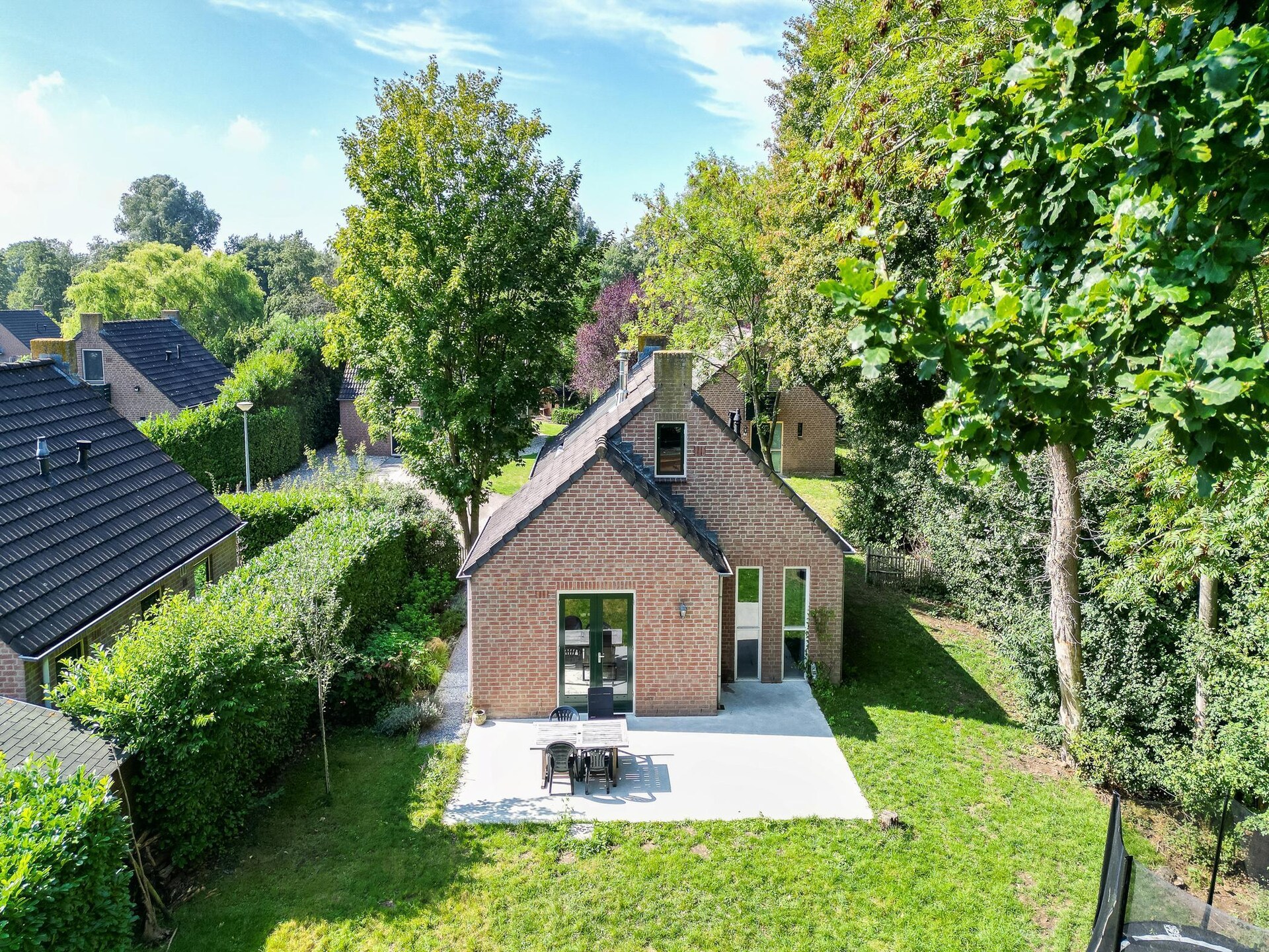 Vrijstaande bosbungalow met sauna en privétuin in Ewijk, nabij Nijmegen - foto 2