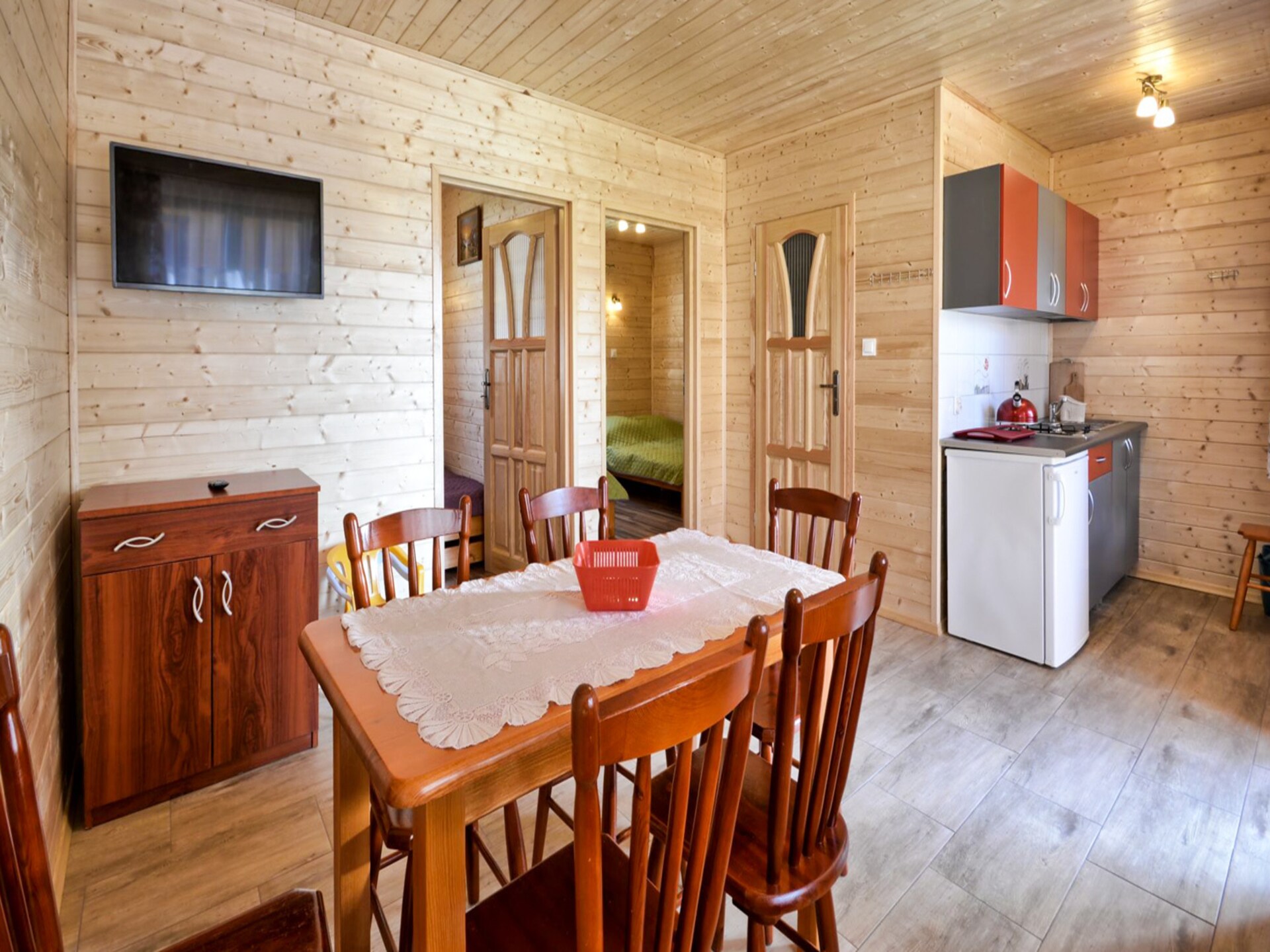 Vrijstaand bosvakantiehuis voor 5 personen op 150m van strand in Karwia - foto 2