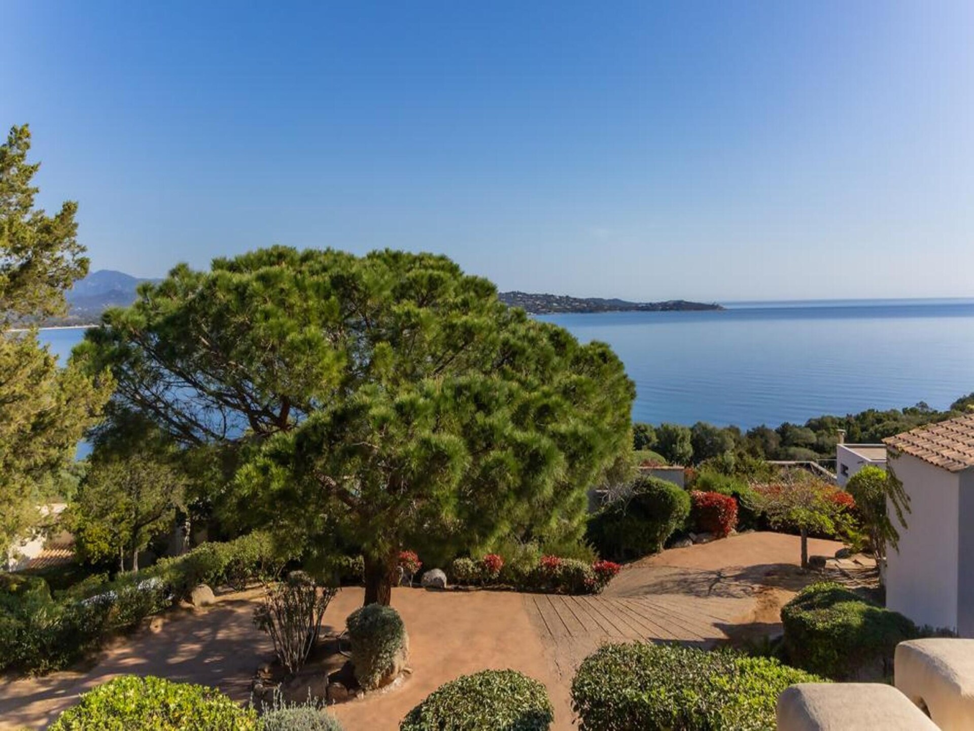 Duplex villa aan zee in Porto-Vecchio met gedeeld zwembad en steiger - foto 19