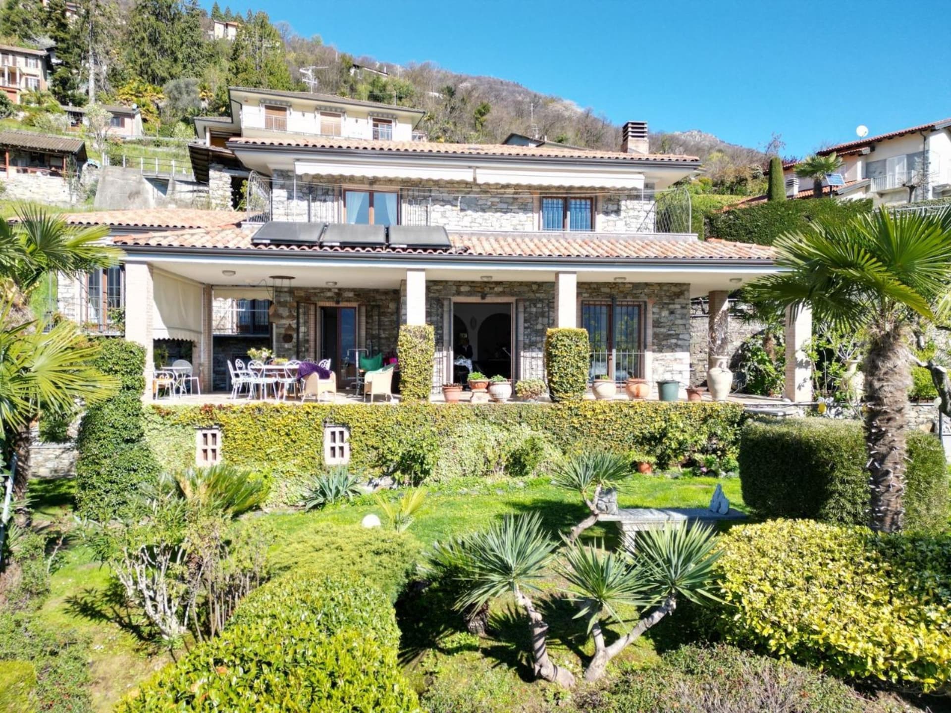 4-persoons villa in Oggebbio op 500 meter van het meer - foto 2