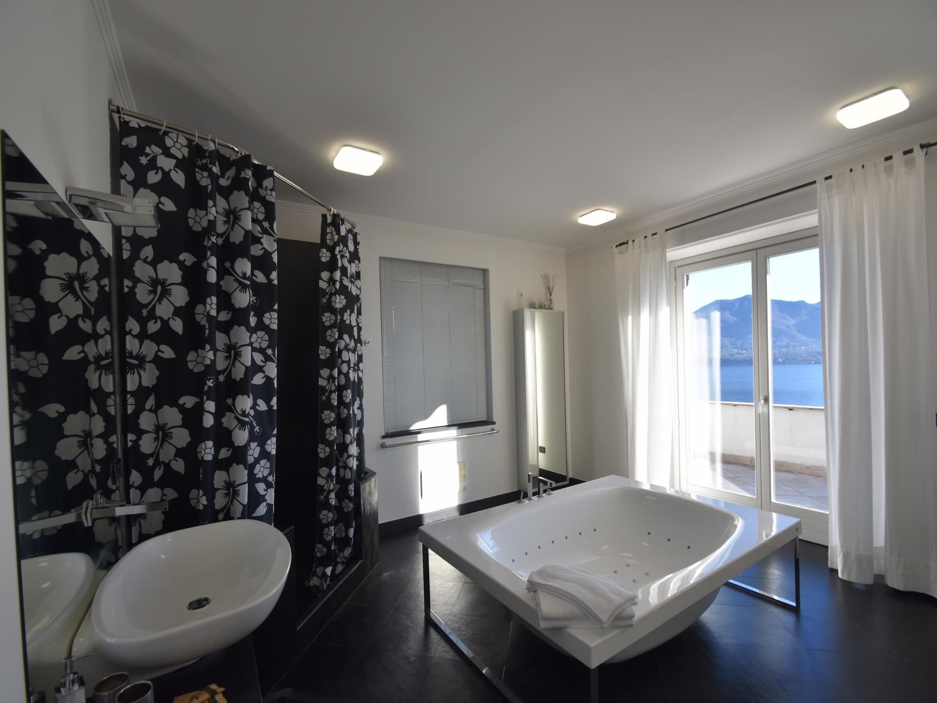 4-persoons villa in Oggebbio op 500 meter van het meer - foto 23