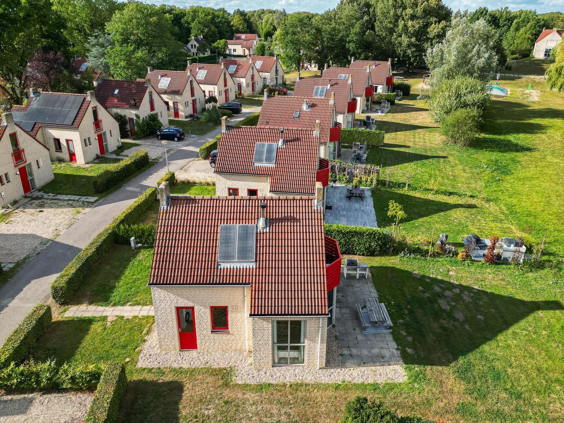 Vrijstaand wellness vakantiehuis aan het water in Ewijk voor 6 personen - foto 35