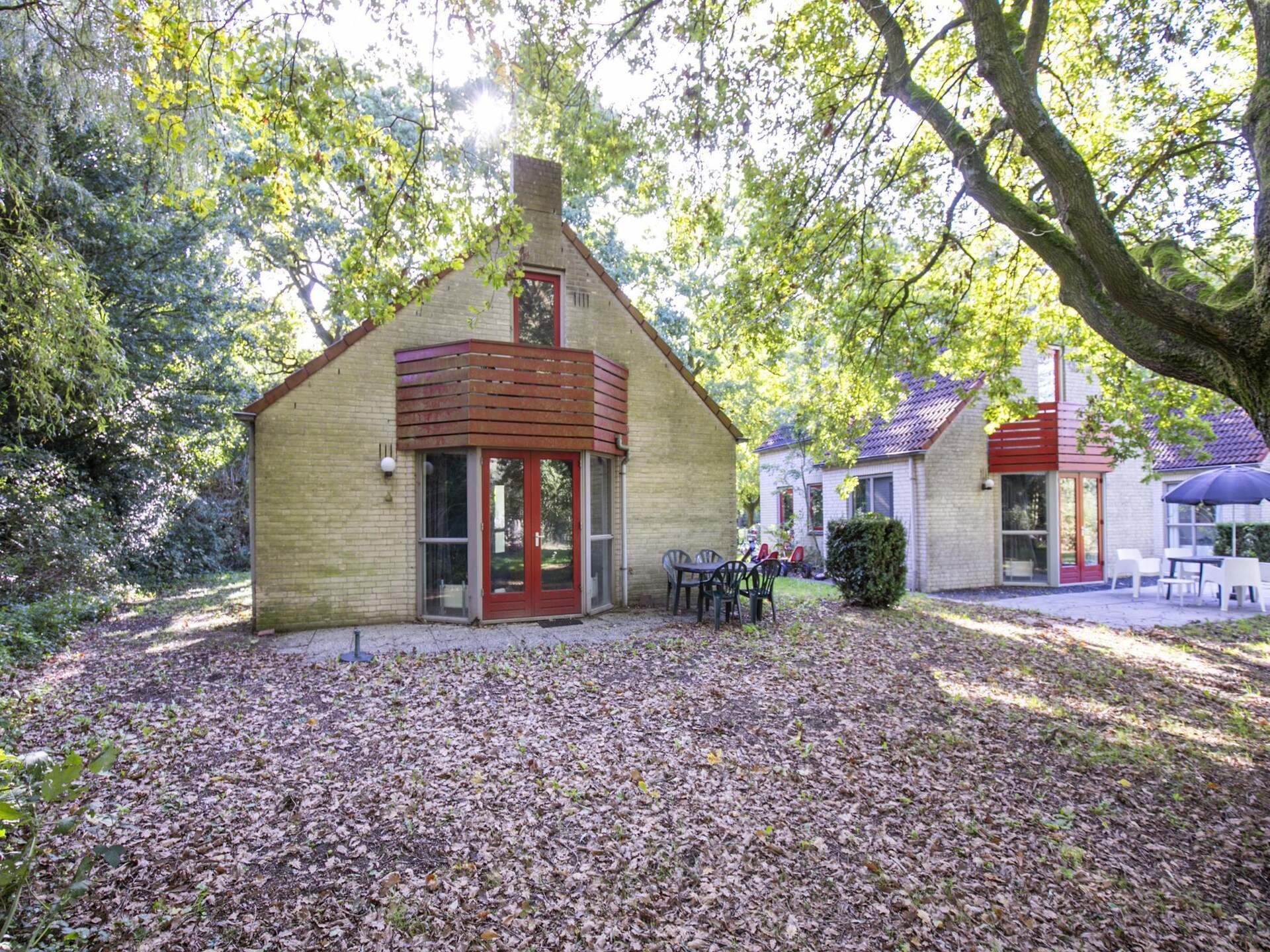 Vrijstaande wellnessbungalow aan het meer in Ewijk voor 4 personen - foto 9