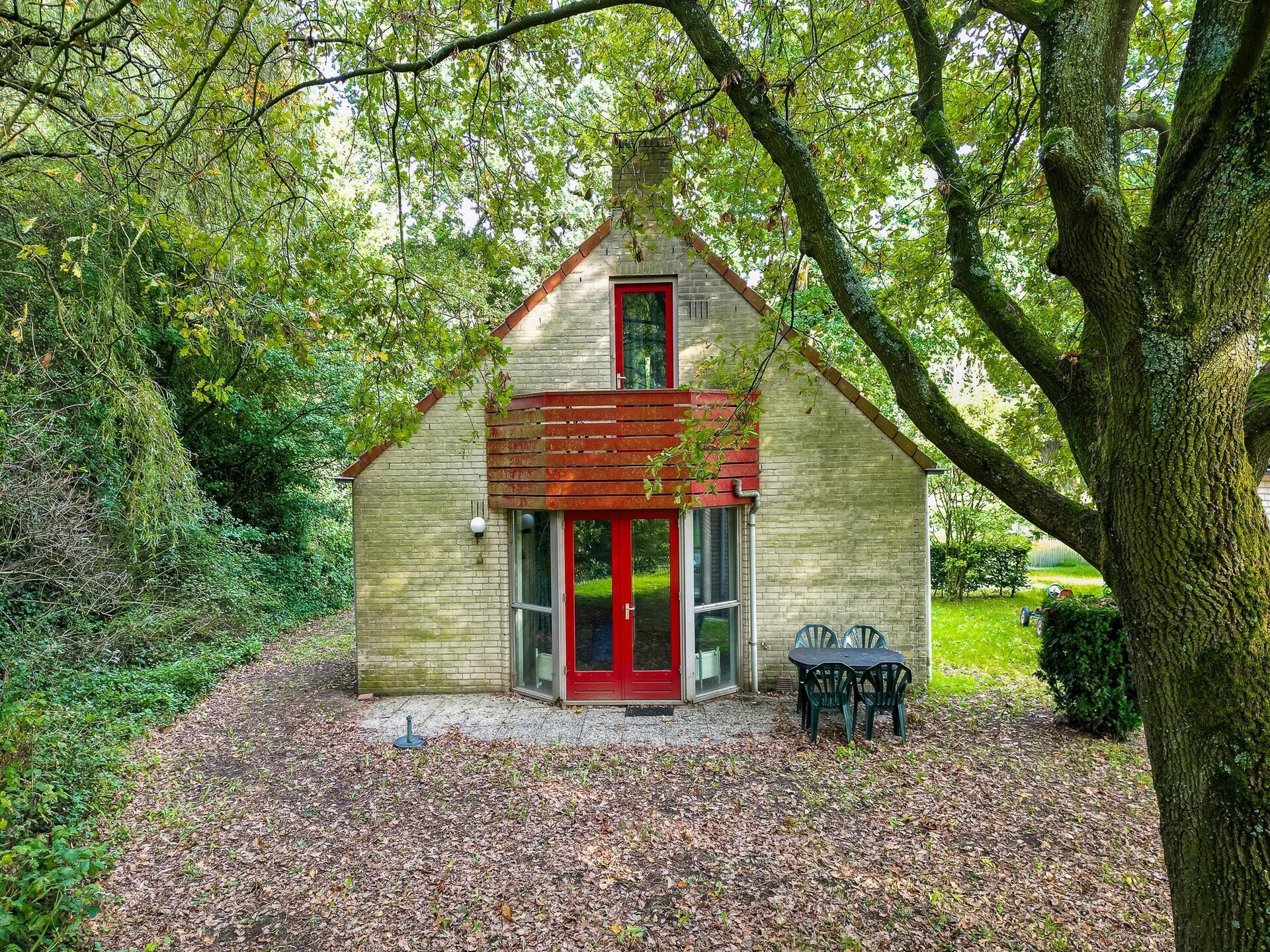 Vrijstaande wellnessbungalow aan het meer in Ewijk voor 4 personen - foto 10