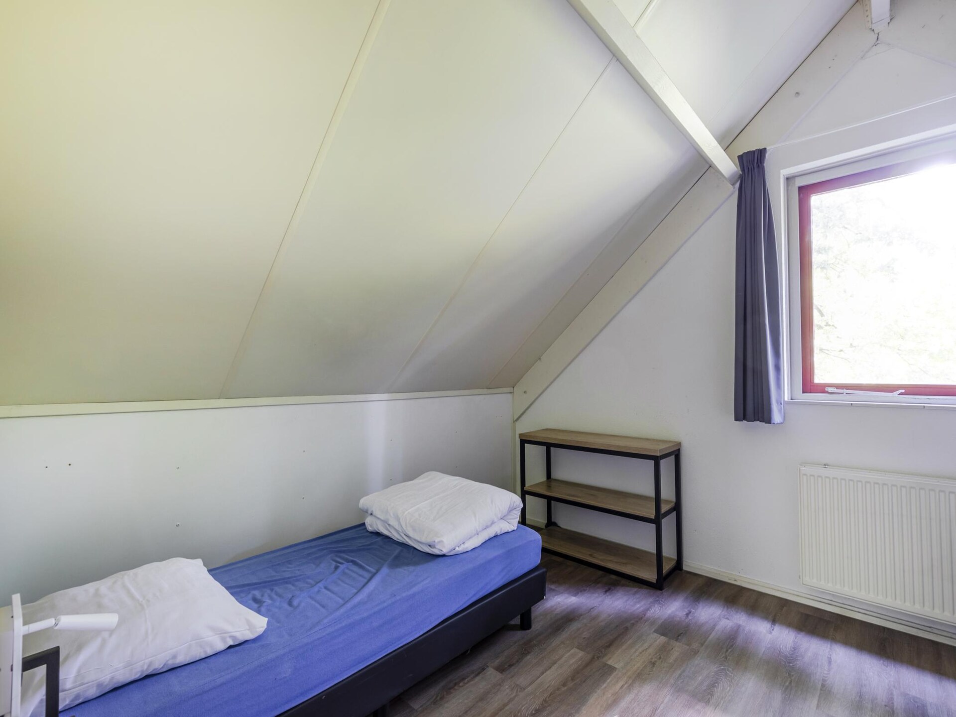 Vrijstaande wellnessbungalow aan het meer in Ewijk voor 4 personen - foto 22