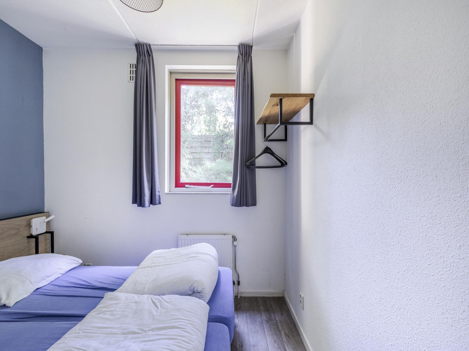 Vrijstaande wellnessbungalow aan het meer in Ewijk voor 4 personen - foto 25
