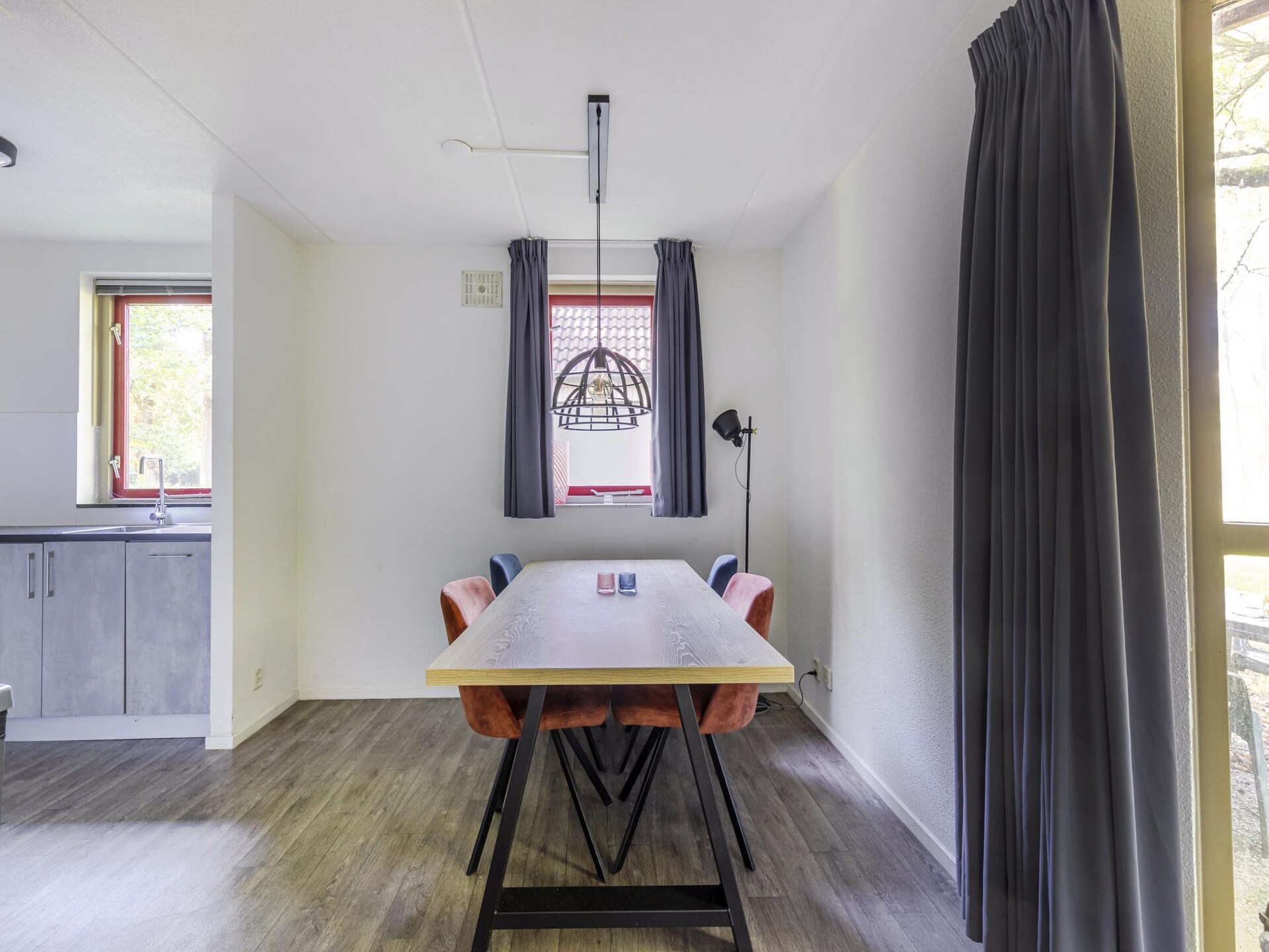 Vrijstaande wellnessbungalow aan het meer in Ewijk voor 4 personen - foto 4