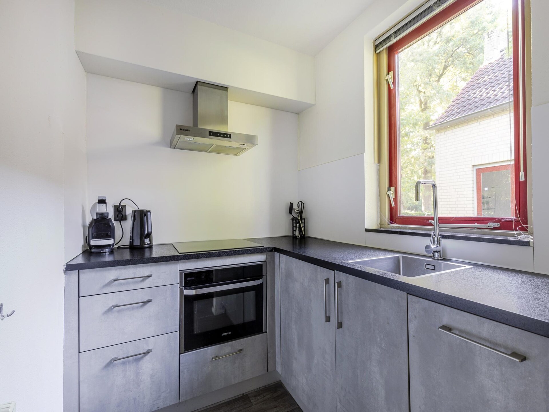 Vrijstaande wellnessbungalow aan het meer in Ewijk voor 4 personen - foto 5