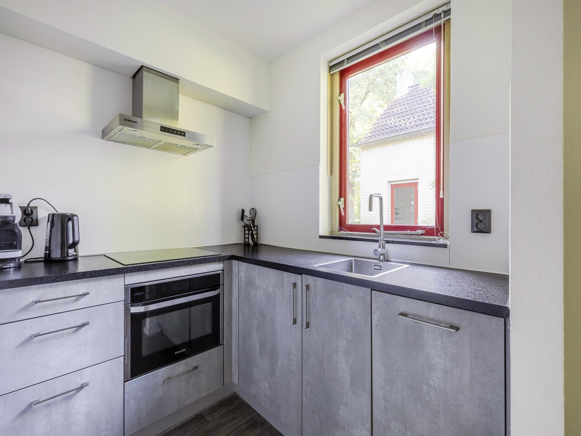 Vrijstaande wellnessbungalow aan het meer in Ewijk voor 4 personen - foto 19