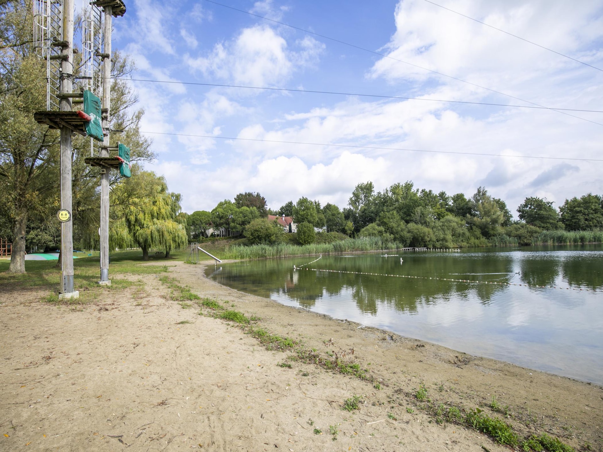 Vrijstaande bungalow aan het meer in Ewijk voor 6 personen - foto 29