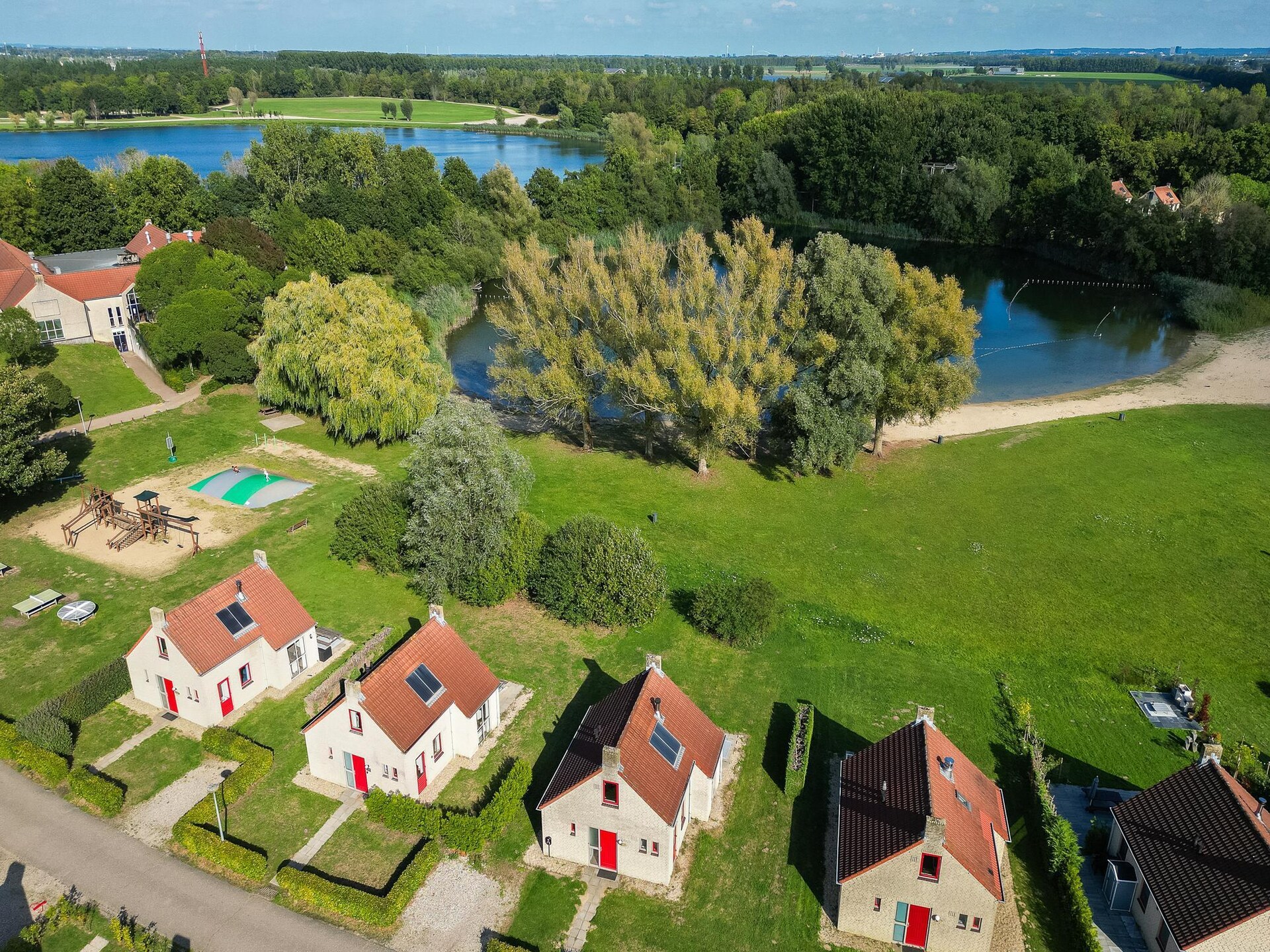 Vrijstaande bungalow aan het meer in Ewijk voor 6 personen - foto 36