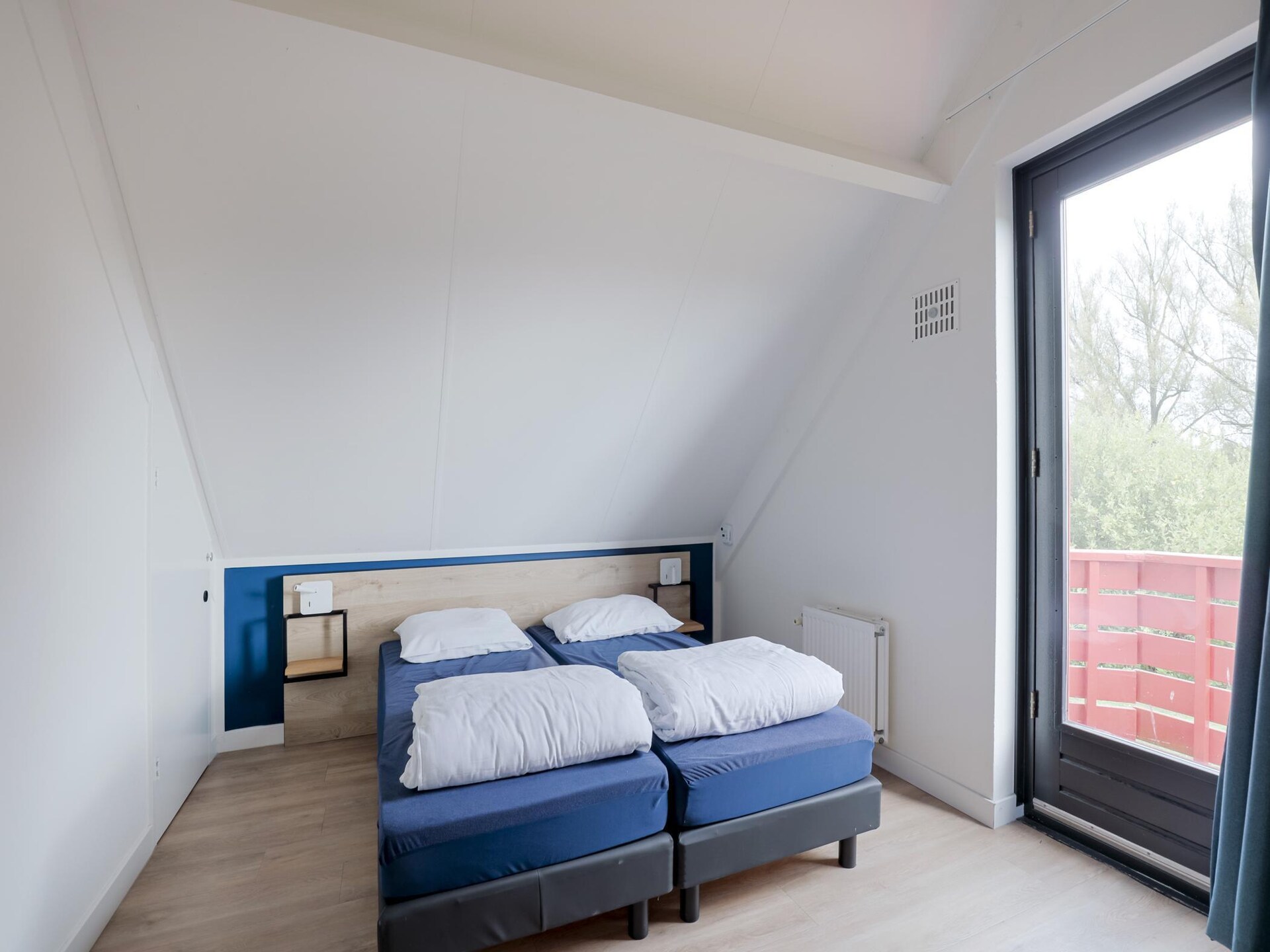 Vrijstaande bungalow aan het meer in Ewijk voor 6 personen - foto 6