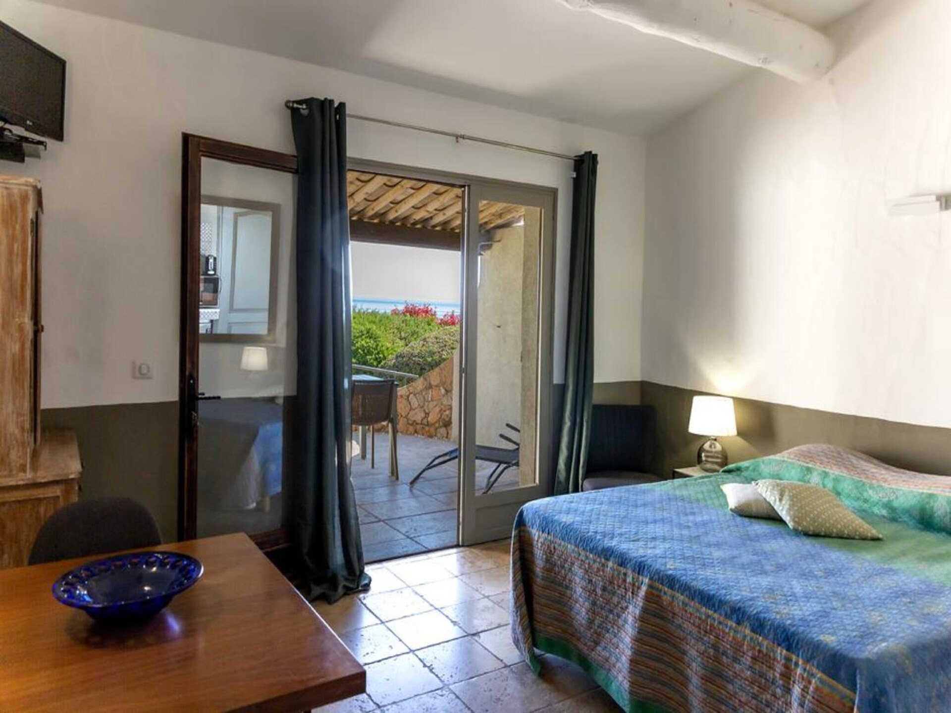 Studio aan zee bij Porto Vecchio met zwembad en privéstrand - foto 4