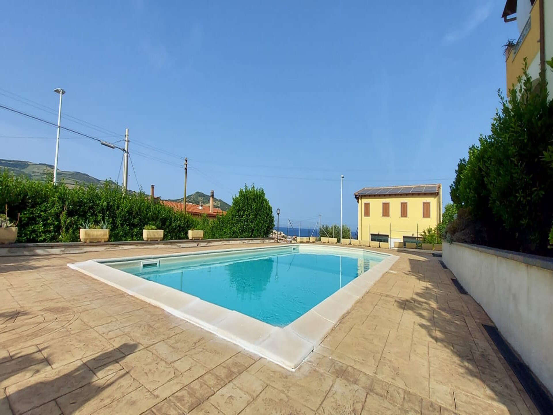 Licht appartement met zwembad en terras, 500m van zee in Castelsardo - foto 2