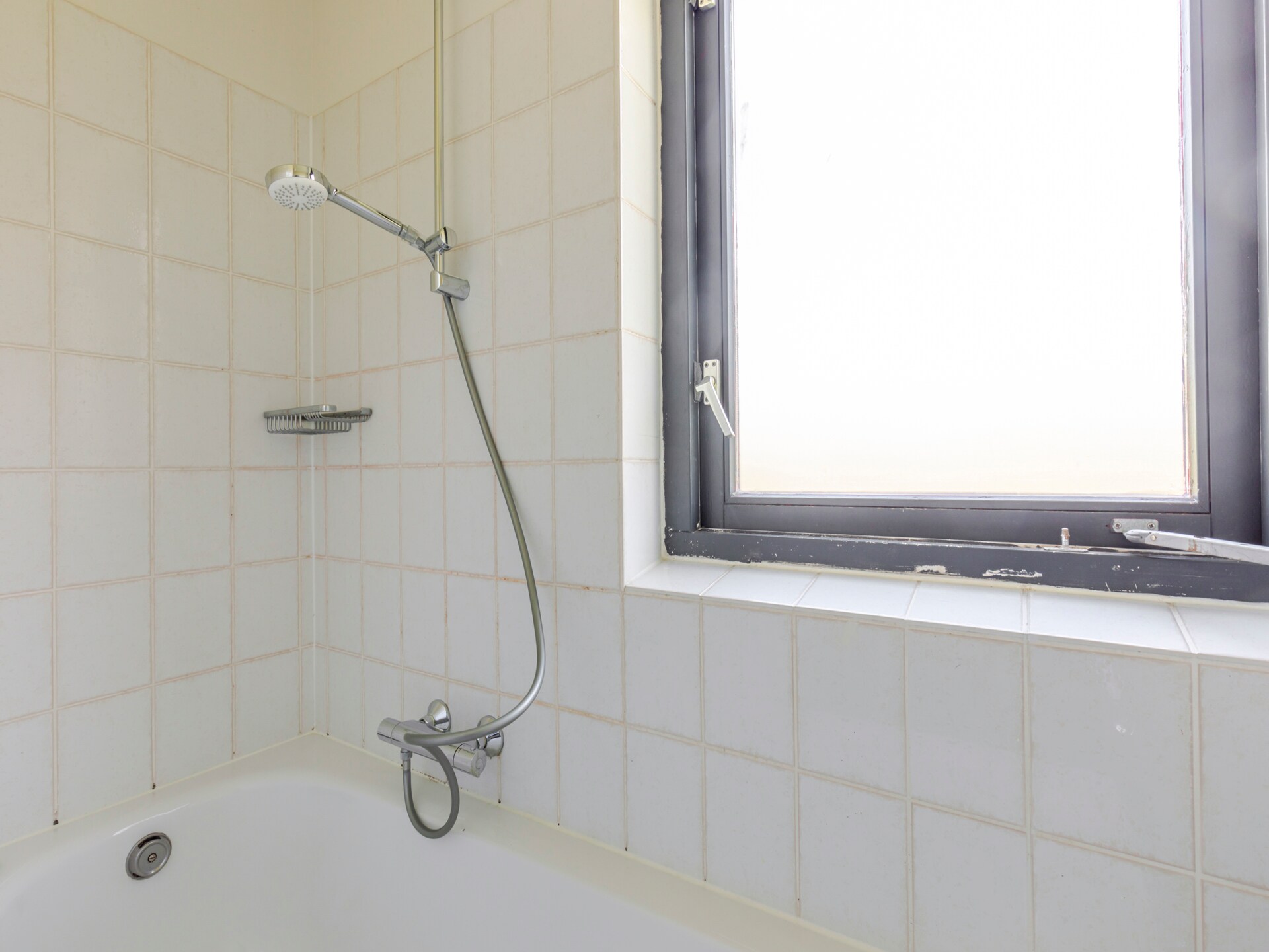 Vrijstaande sauna bungalow aan het water in Ewijk voor 6 personen - foto 15