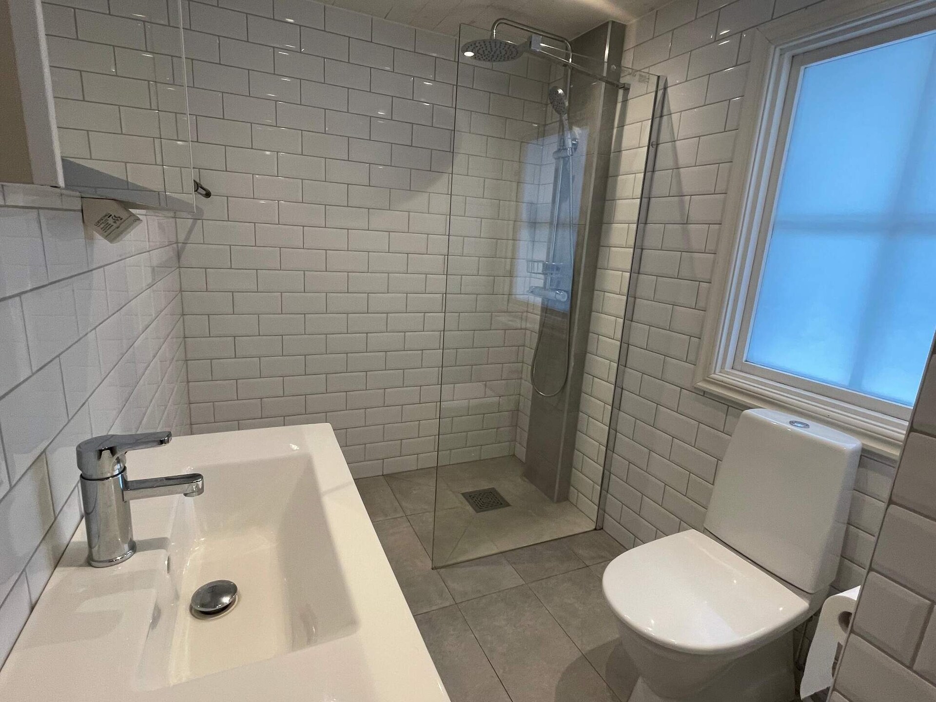 Vrijstaand vakantiehuis met gastenverblijf en vijver bij Brösarp - foto 30