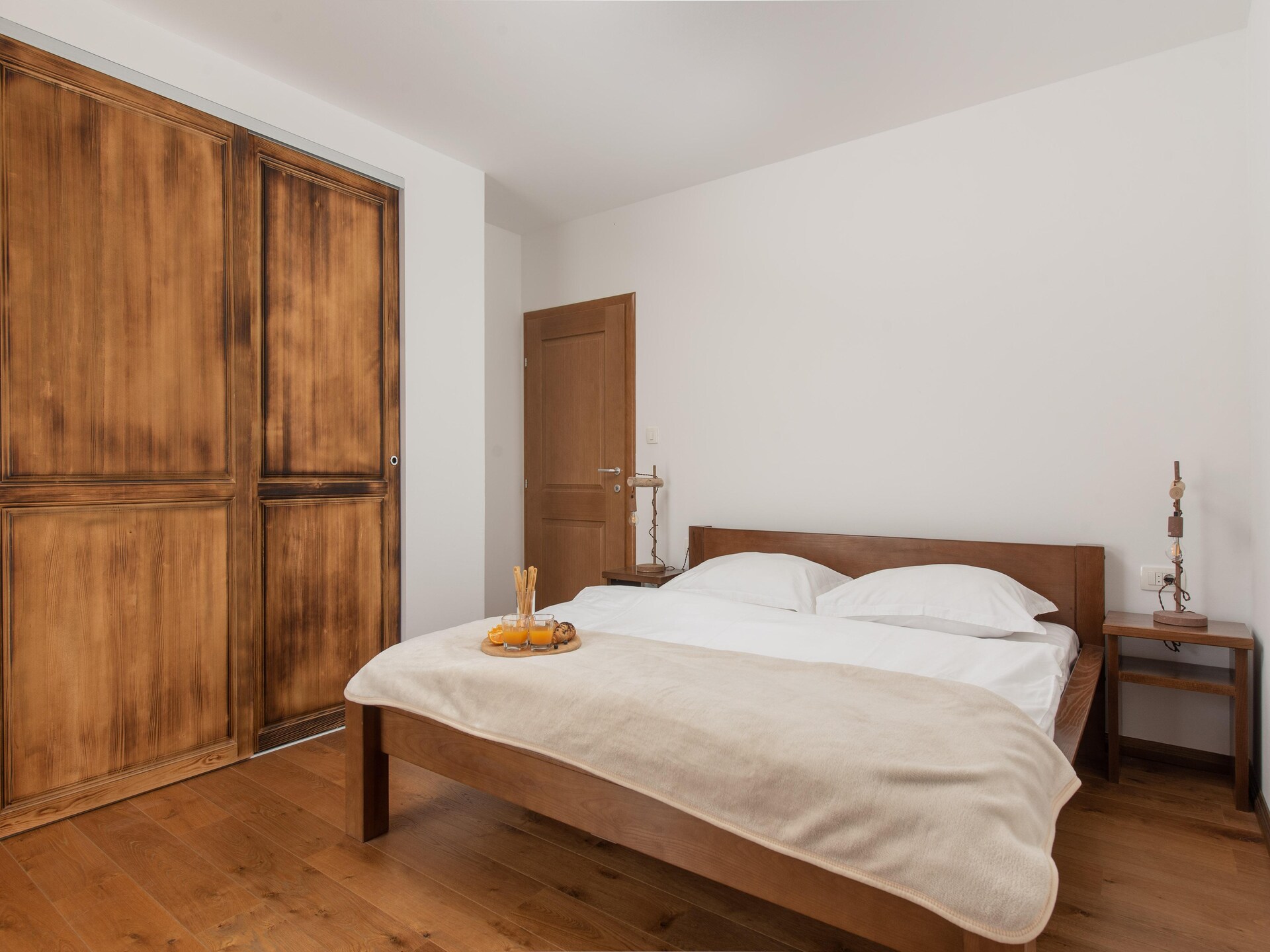 Villa Old House: privézwembad, jacuzzi en zomerkeuken bij Šumet - foto 25