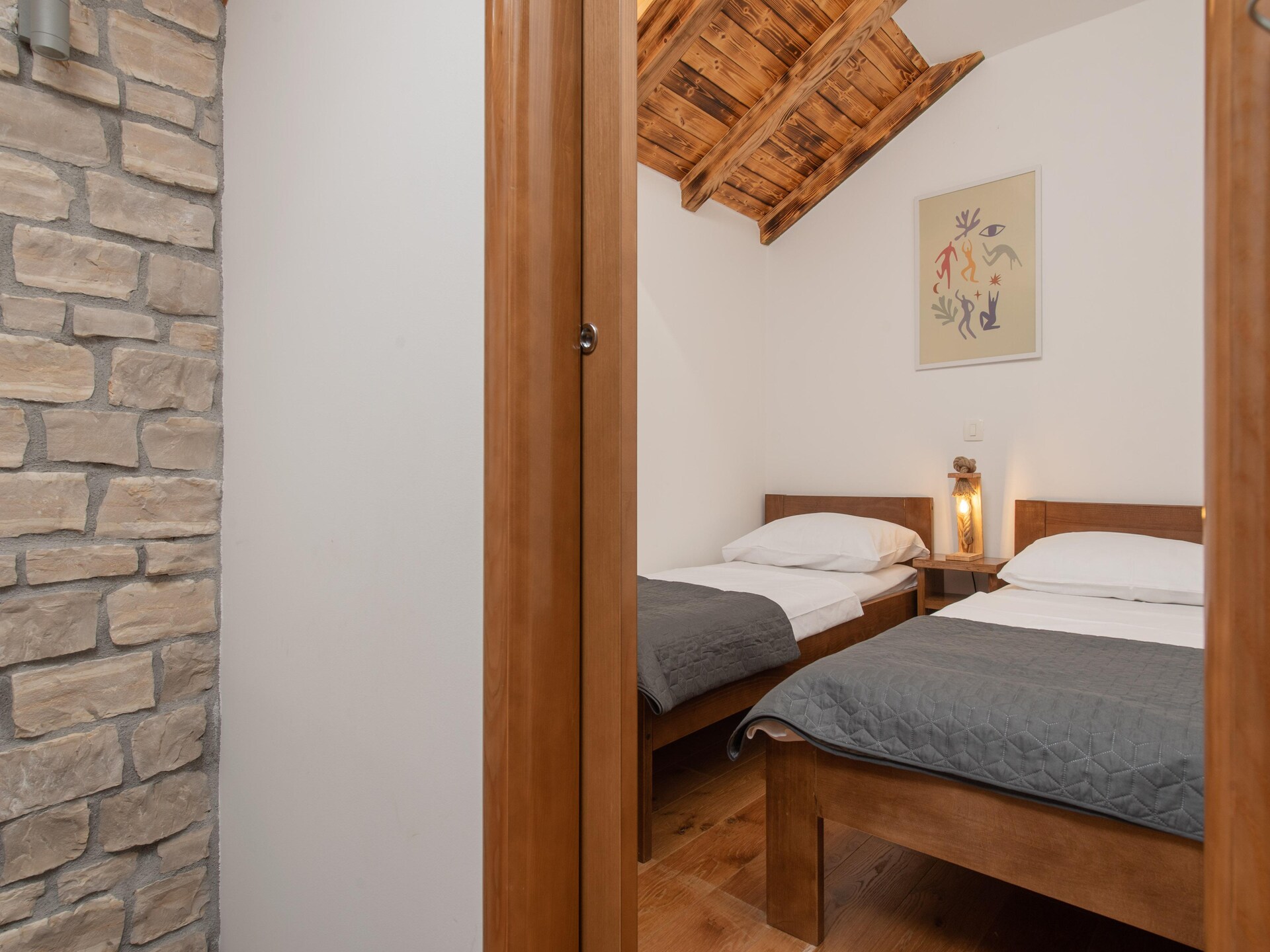 Villa Old House: privézwembad, jacuzzi en zomerkeuken bij Šumet - foto 30