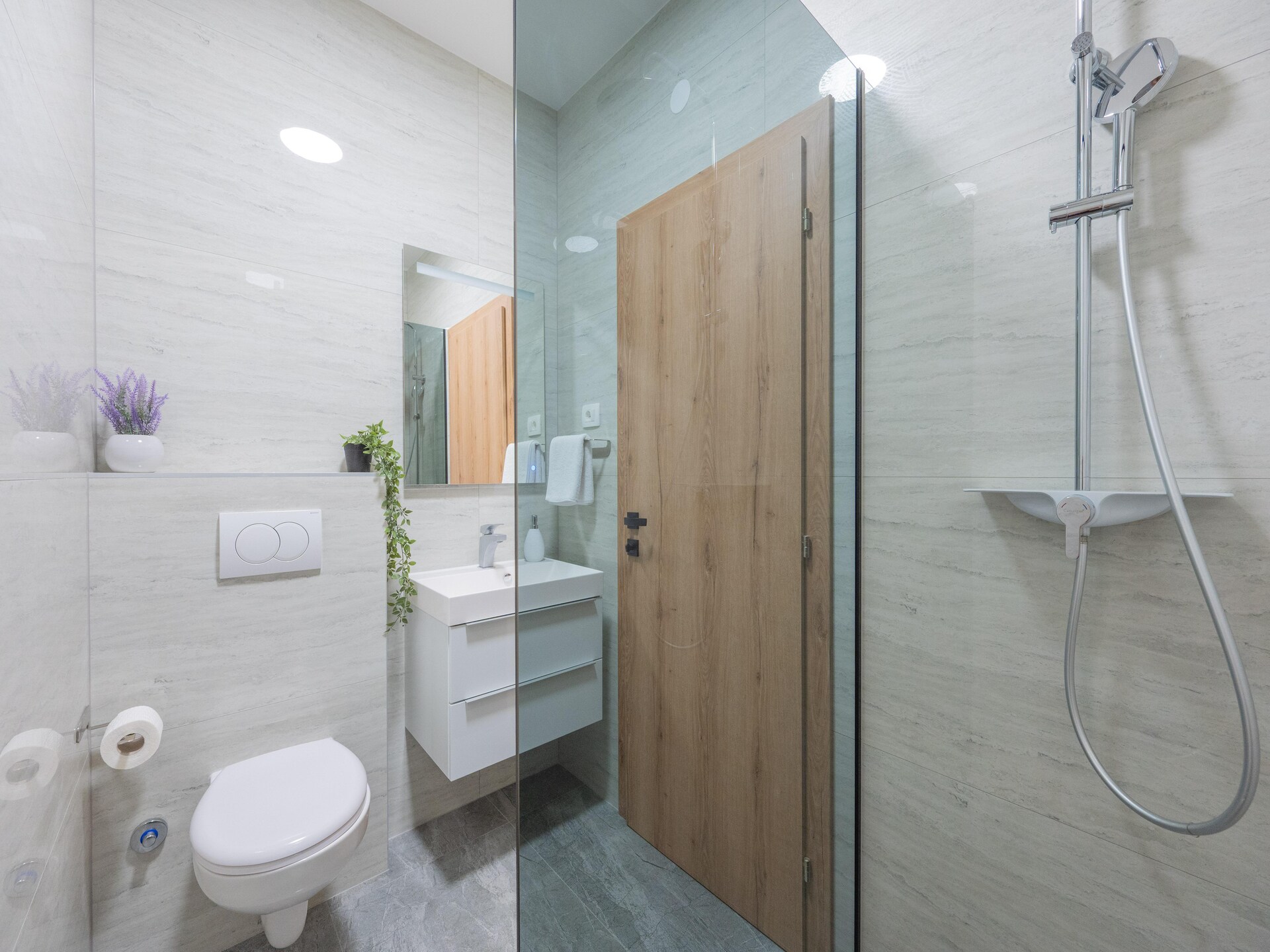 Moderne villa met privézwembad, hydromassage en waterval nabij Split - foto 35