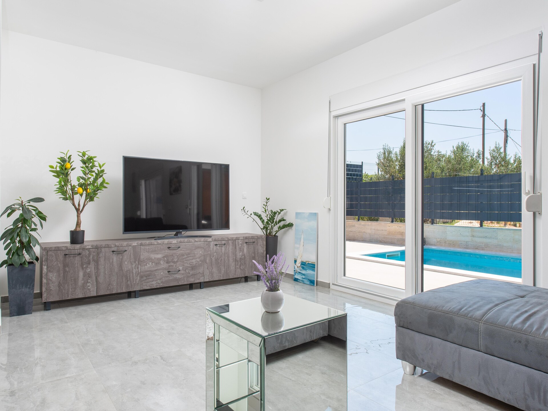 Moderne villa met privézwembad, hydromassage en waterval nabij Split - foto 15