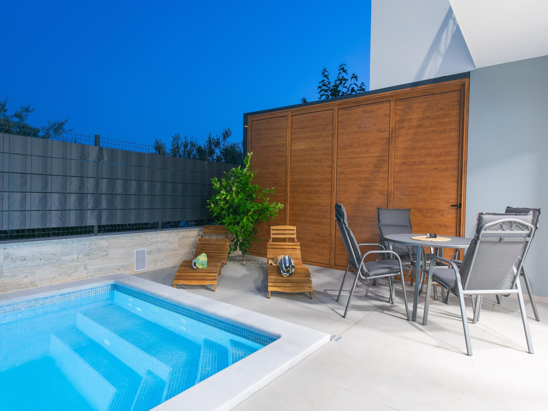 Moderne villa met privézwembad, hydromassage en waterval nabij Split - foto 14