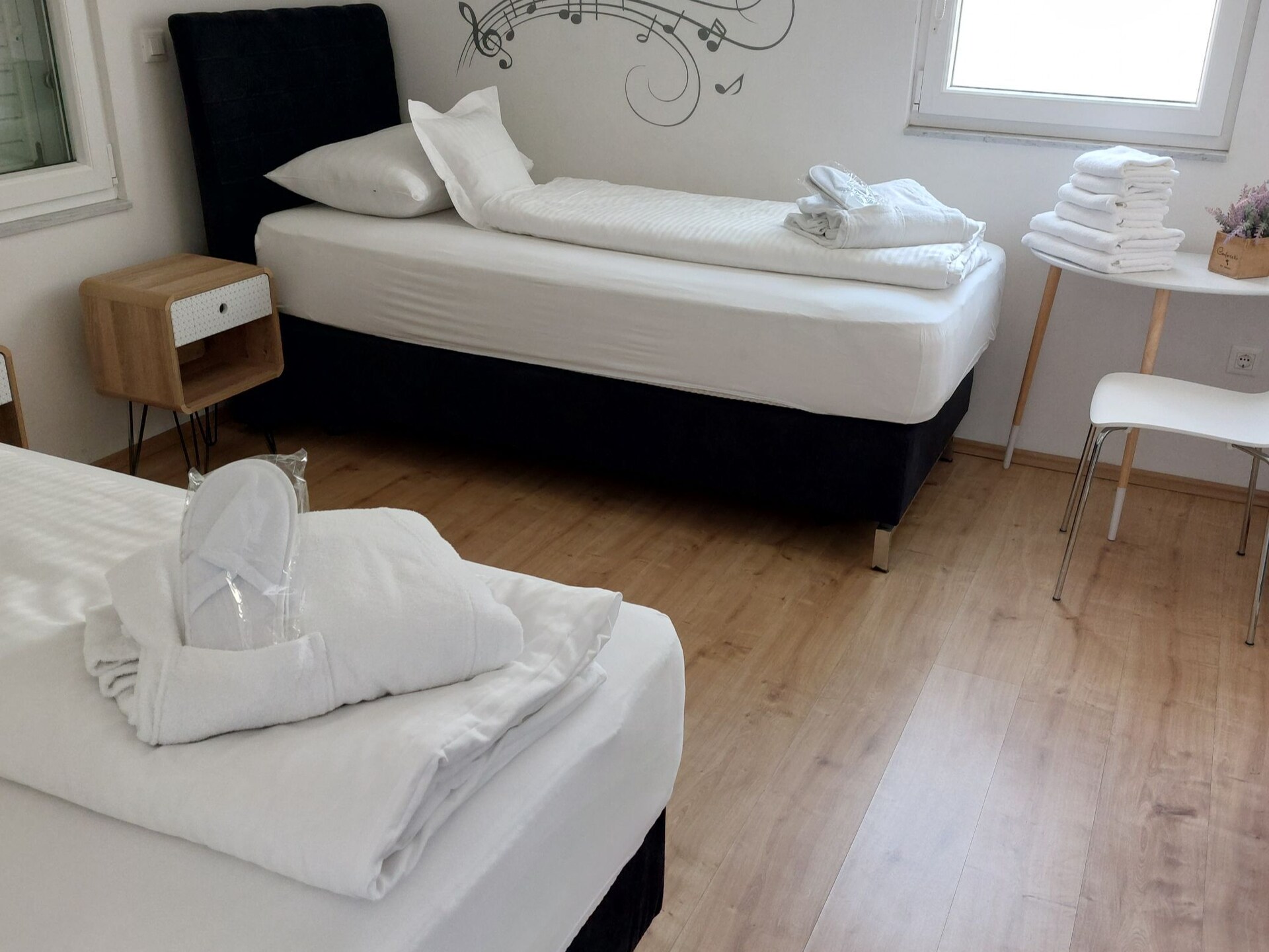 Villa Nižić Makarska -Two Bedroom Apartment With Terrace And Hot Tub (Lux F) - foto 16