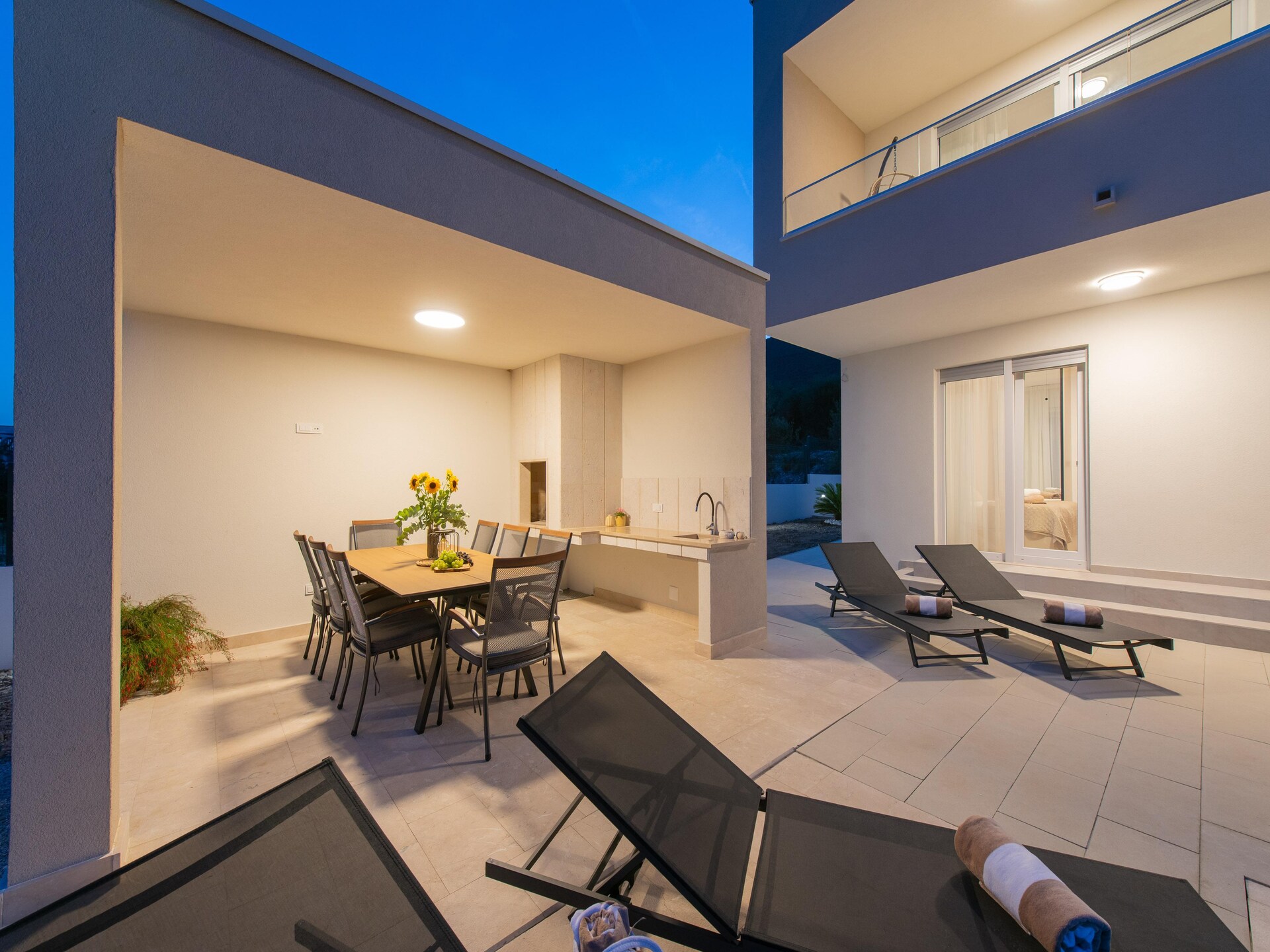 Villa Vista Vinea: luxe privévilla met panoramisch uitzicht en verwarmd zwembad bij Split - foto 39