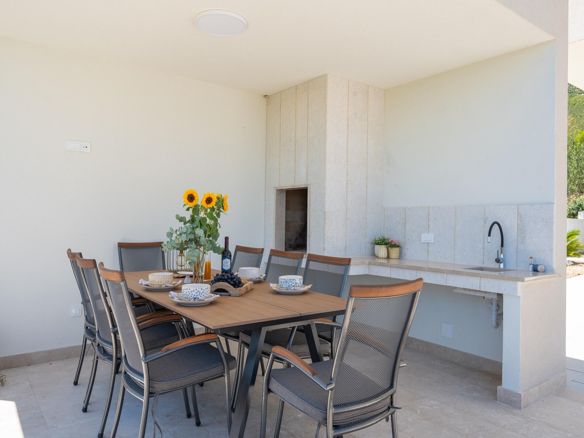 Villa Vista Vinea: luxe privévilla met panoramisch uitzicht en verwarmd zwembad bij Split - foto 47