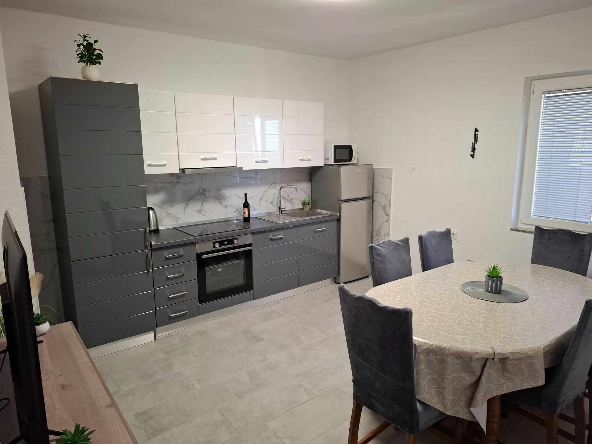 Apartments Tomislav - Superior Two Bedroom Apartment with Terrace and Sea View - foto 2