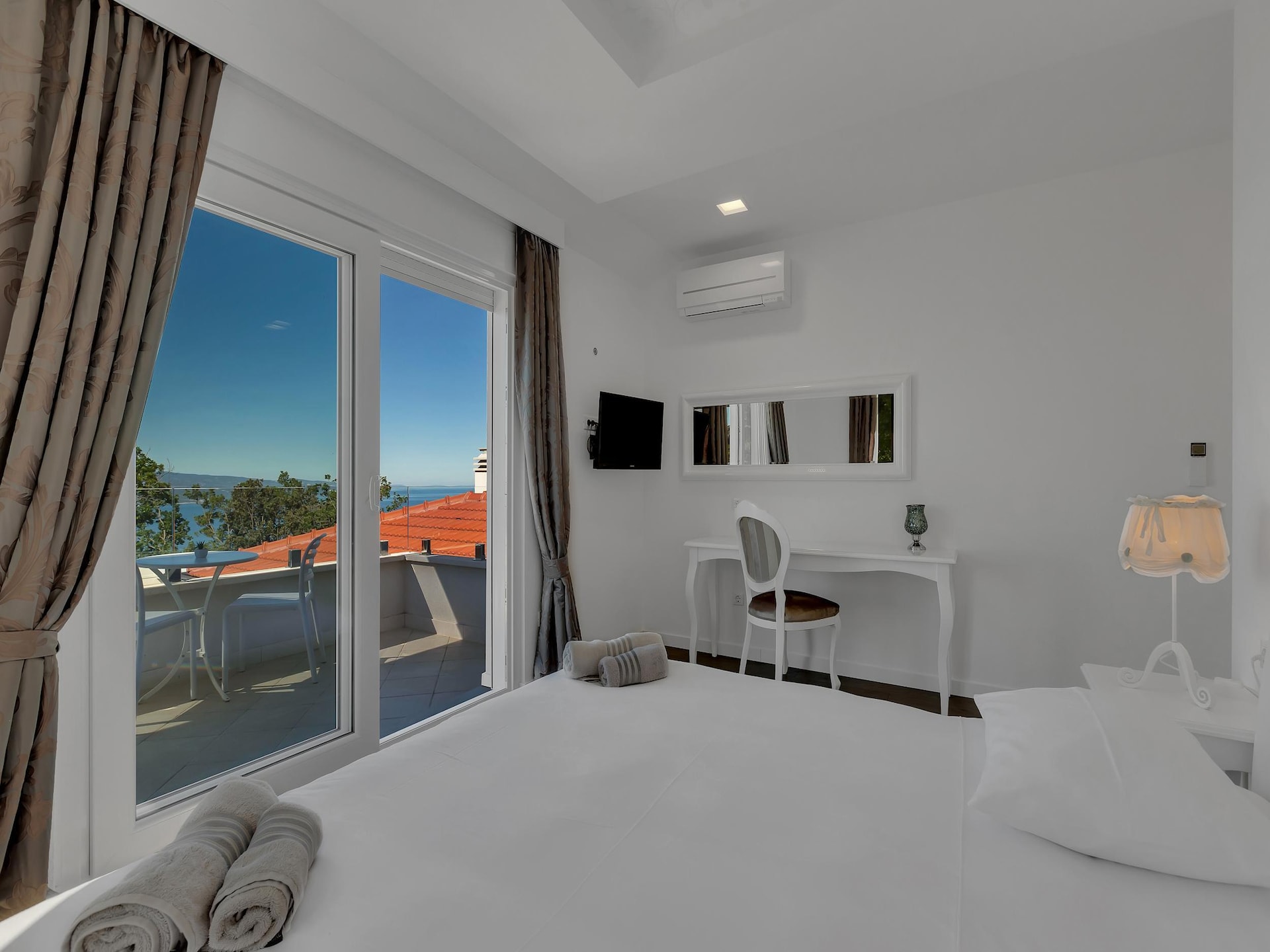 Villa Prestige in Baška Voda met privézwembad voor 10 personen - foto 21