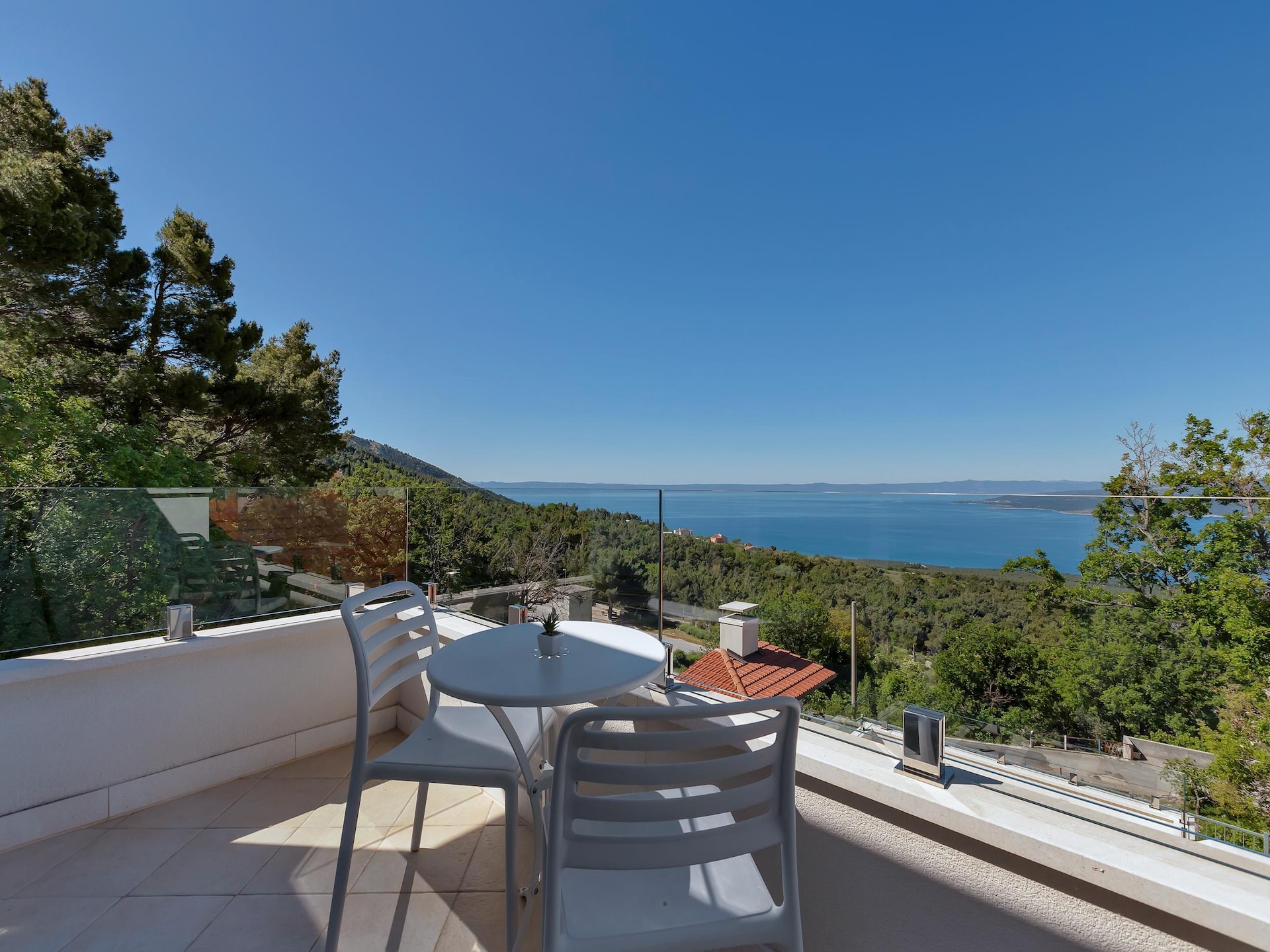 Villa Prestige in Baška Voda met privézwembad voor 10 personen - foto 36