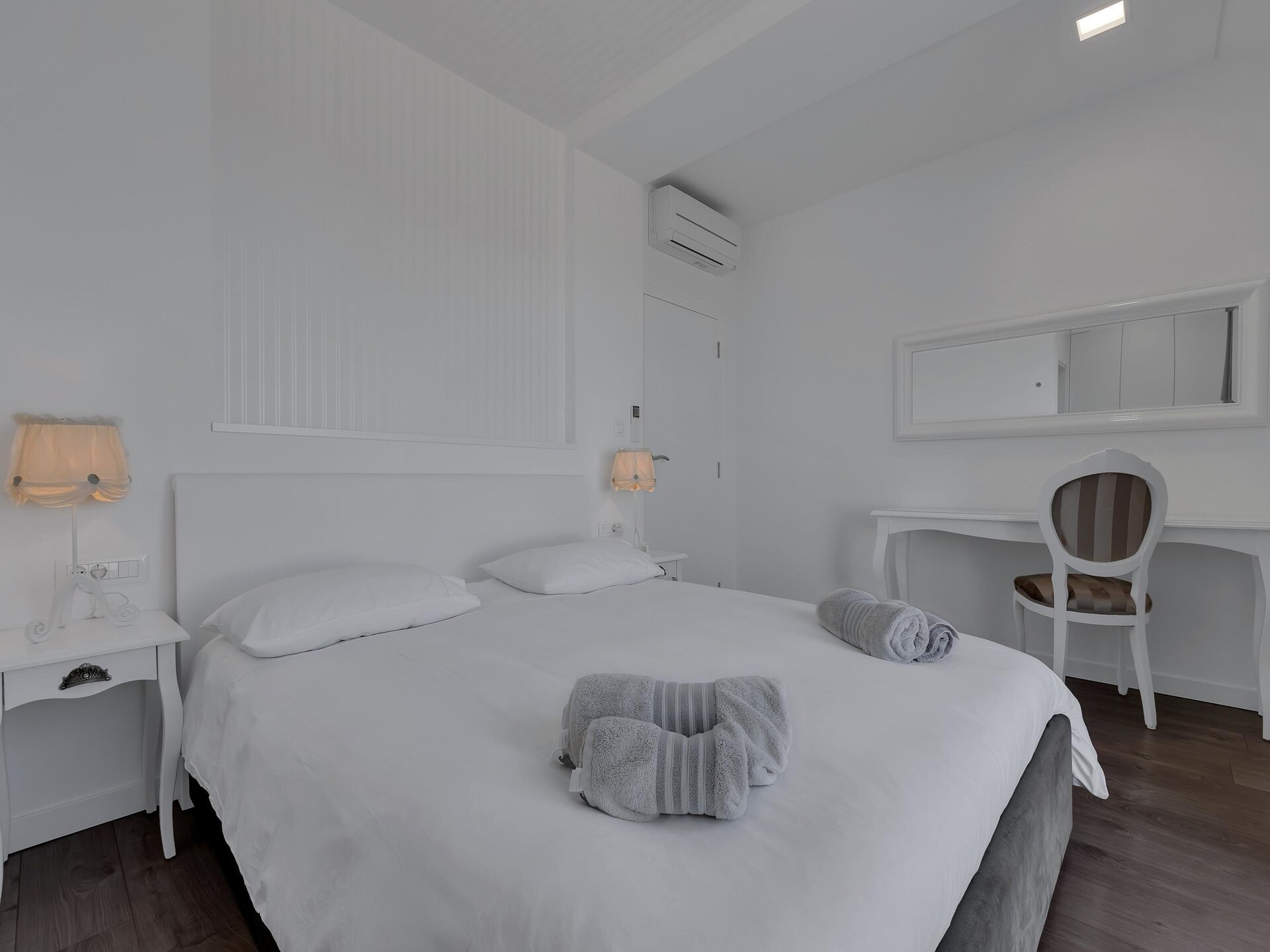 Villa Prestige in Baška Voda met privézwembad voor 10 personen - foto 4