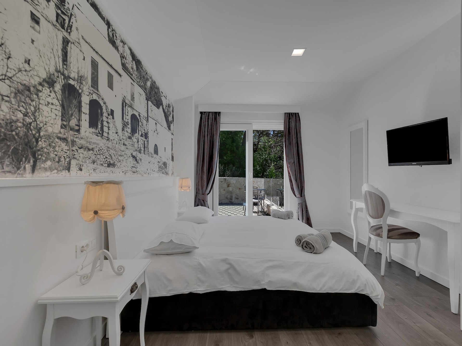 Villa Prestige in Baška Voda met privézwembad voor 10 personen - foto 24
