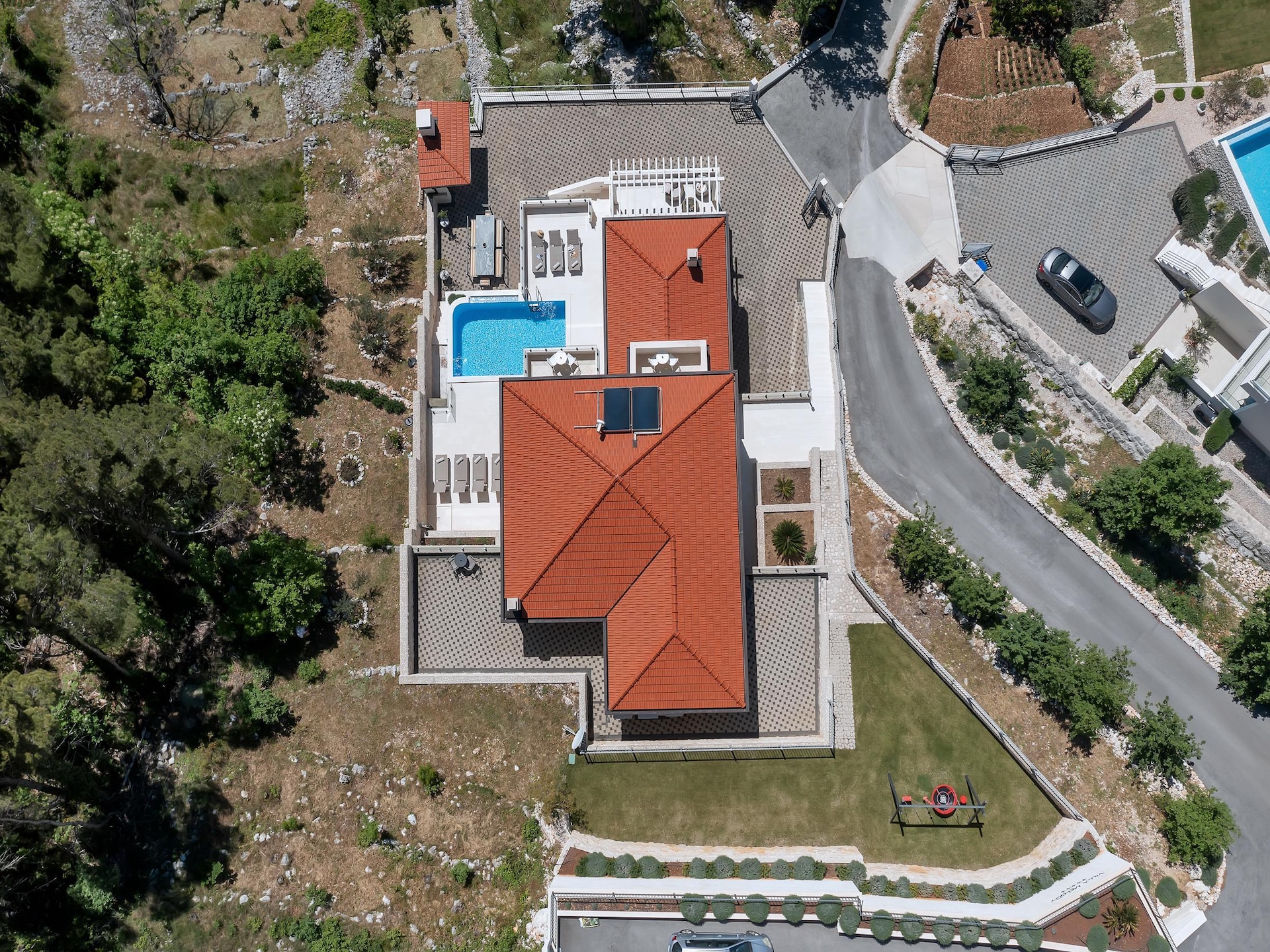 Villa Prestige in Baška Voda met privézwembad voor 10 personen - foto 48