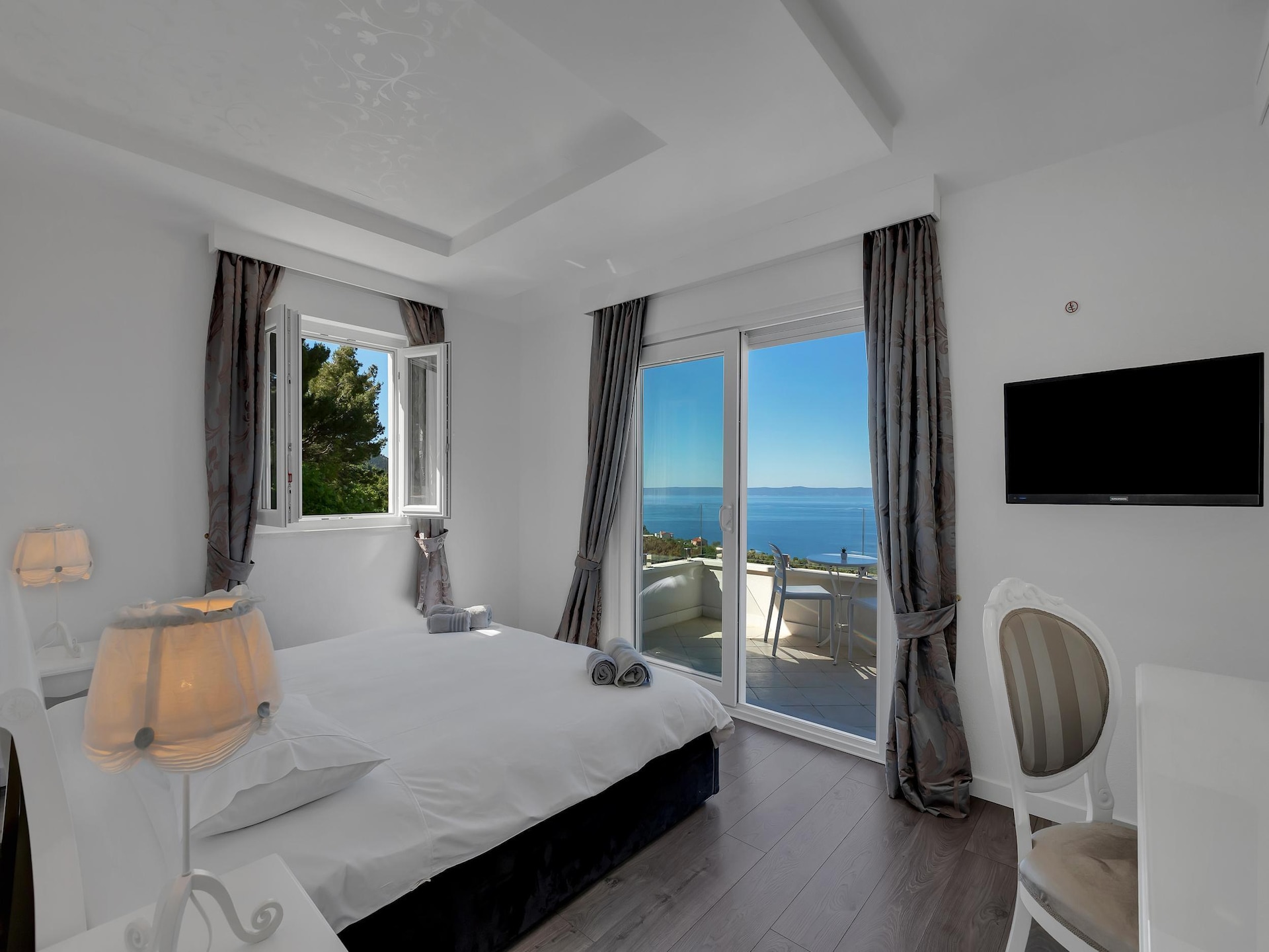 Villa Prestige in Baška Voda met privézwembad voor 10 personen - foto 27