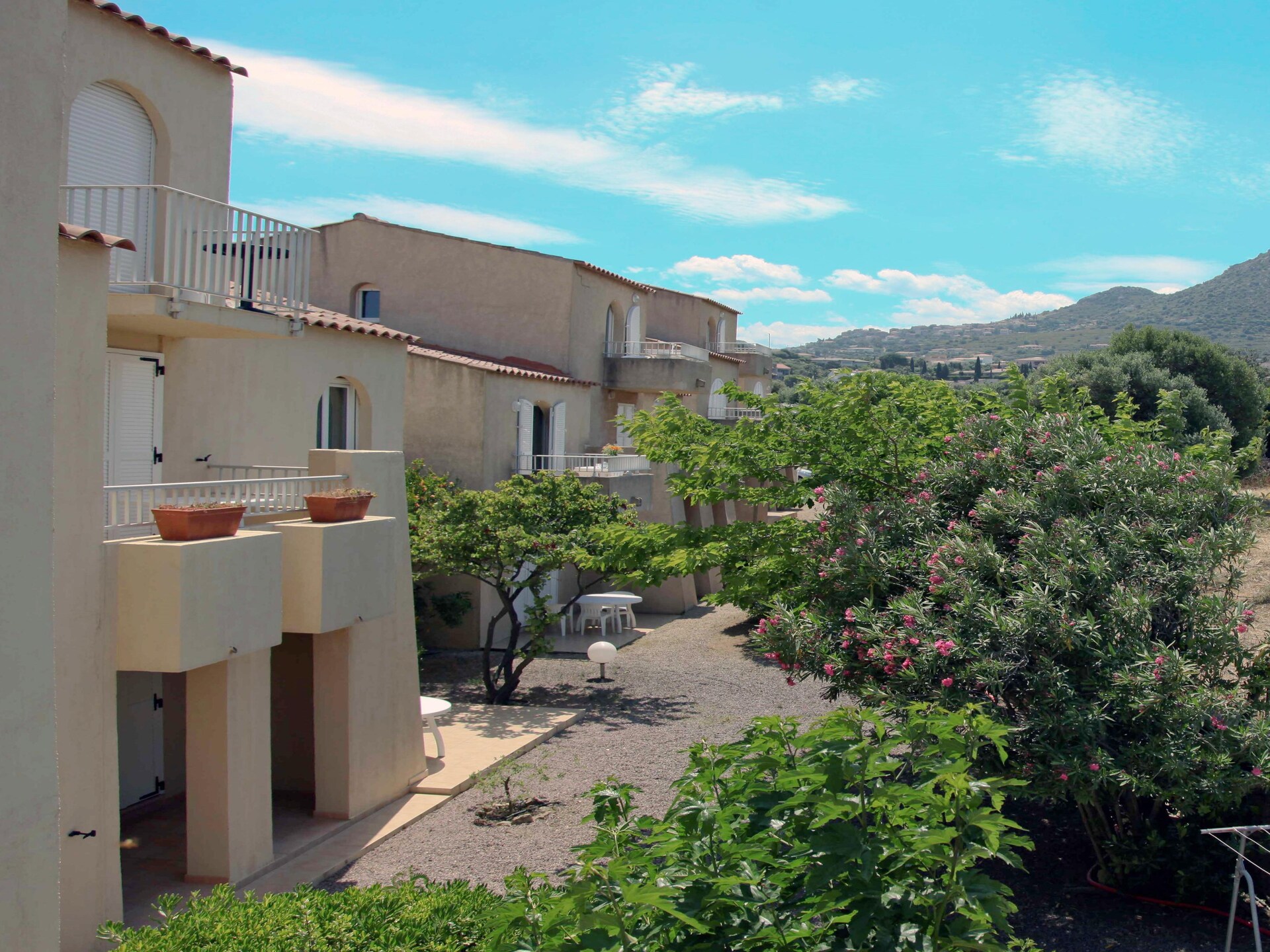 Knusse vrijstaande studio met balkon voor 3 personen in L'Ile Rousse - foto 11