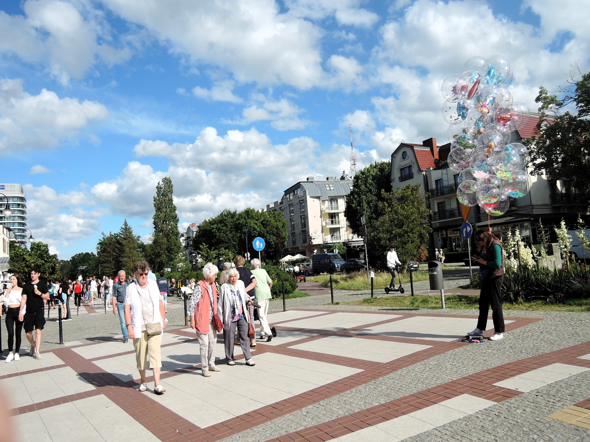 Op 900 m van zee: Ruim appartement bij het kuurpark in Świnoujście - foto 19