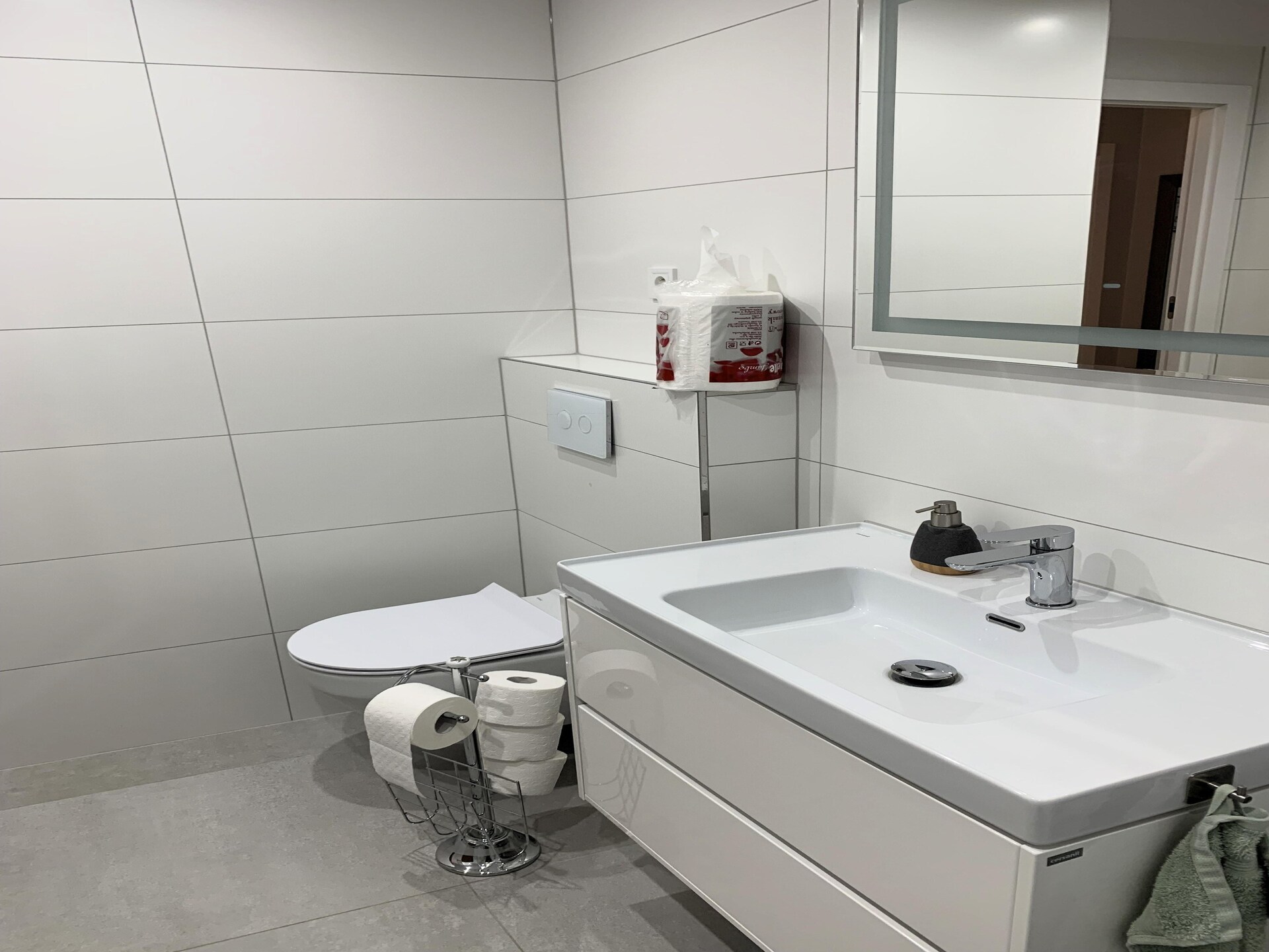 Op 900 m van zee: Ruim appartement bij het kuurpark in Świnoujście - foto 14