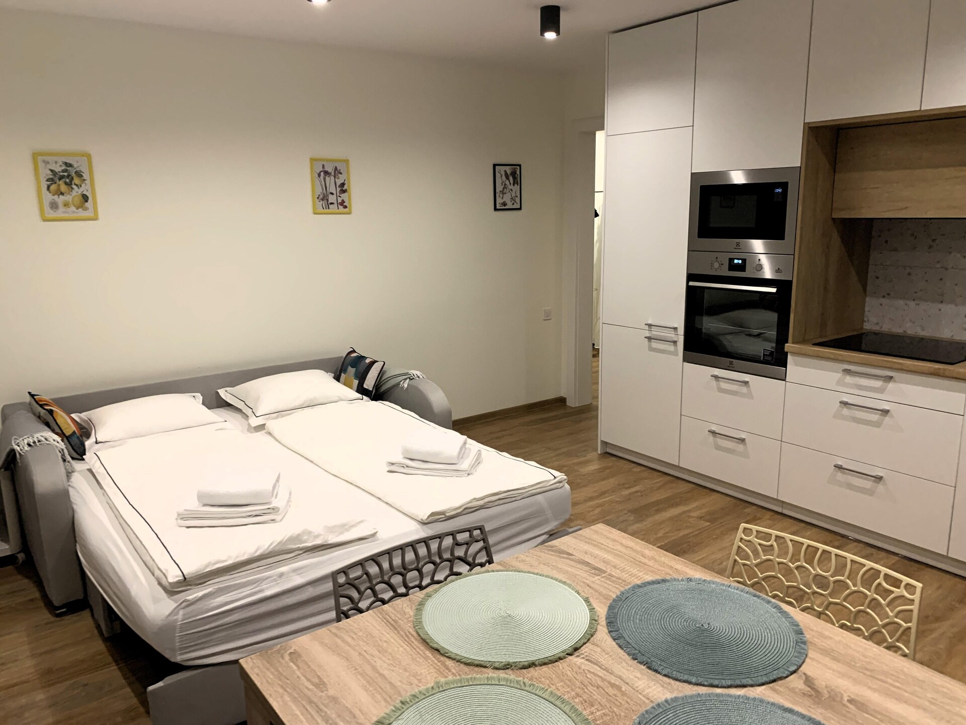 Op 900 m van zee: Ruim appartement bij het kuurpark in Świnoujście - foto 13